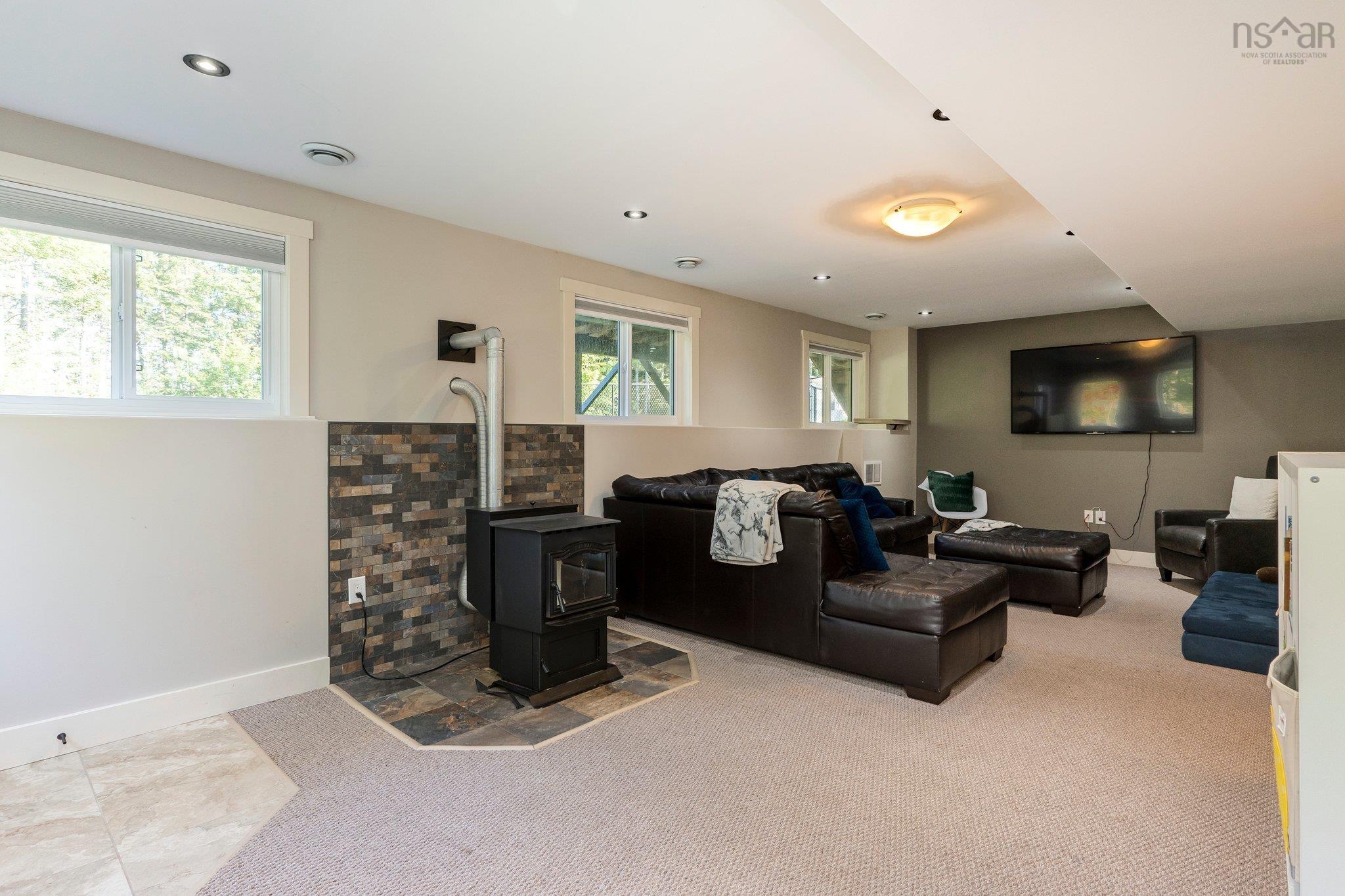 $849,900.00: 110 Coulter Crescent, Oakfield