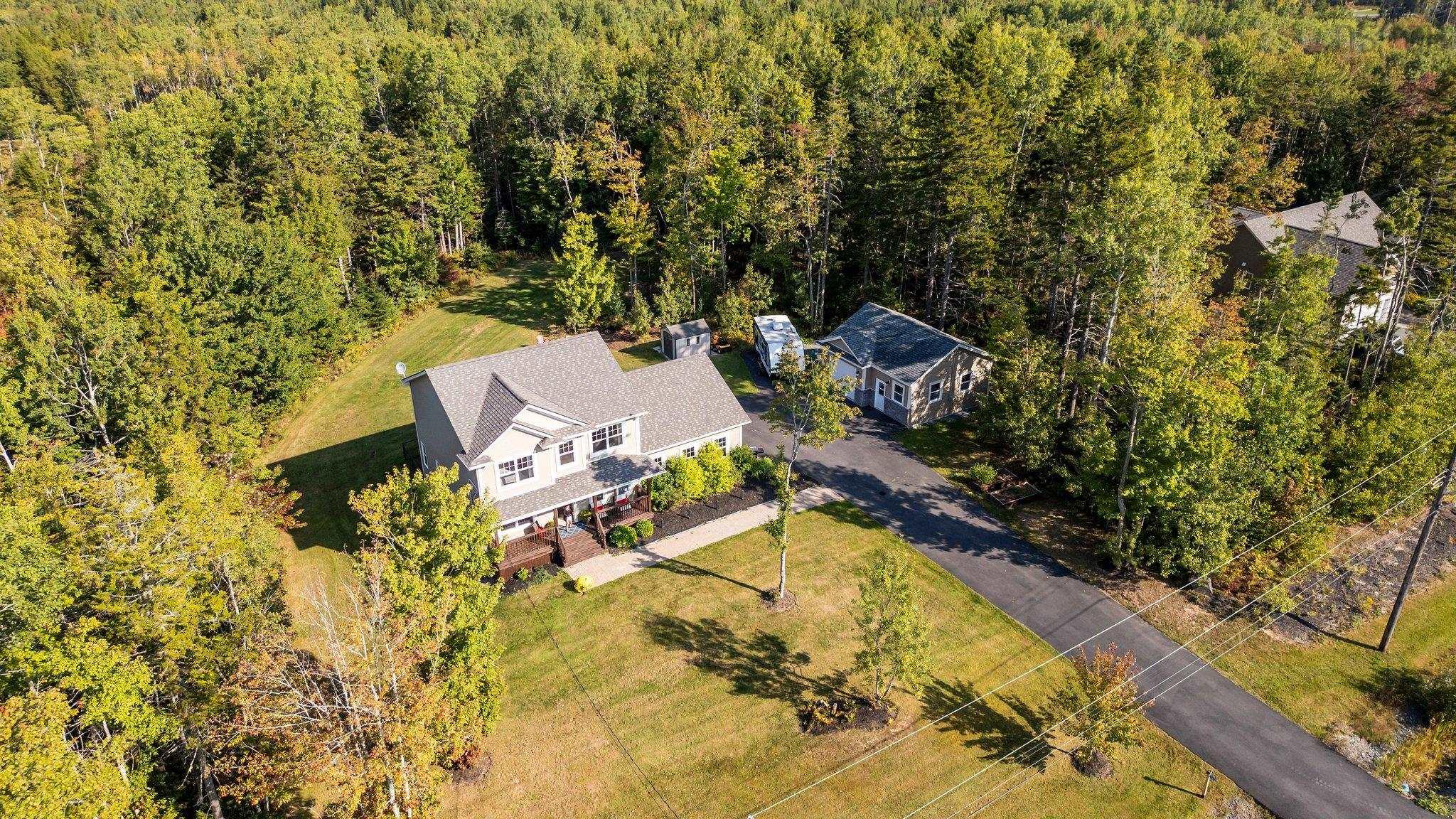 $849,900.00: 110 Coulter Crescent, Oakfield
