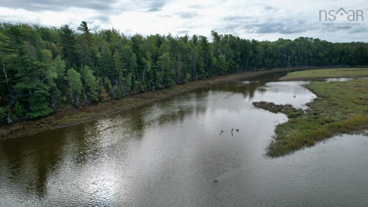 $182,850.00: 24-5 Highway 321 Highway, Roslin