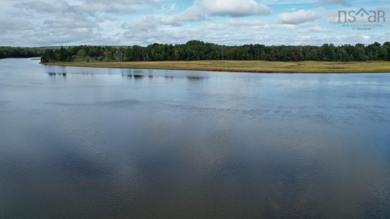 $110,975.00: 24-2 Highway 321 Highway, Roslin