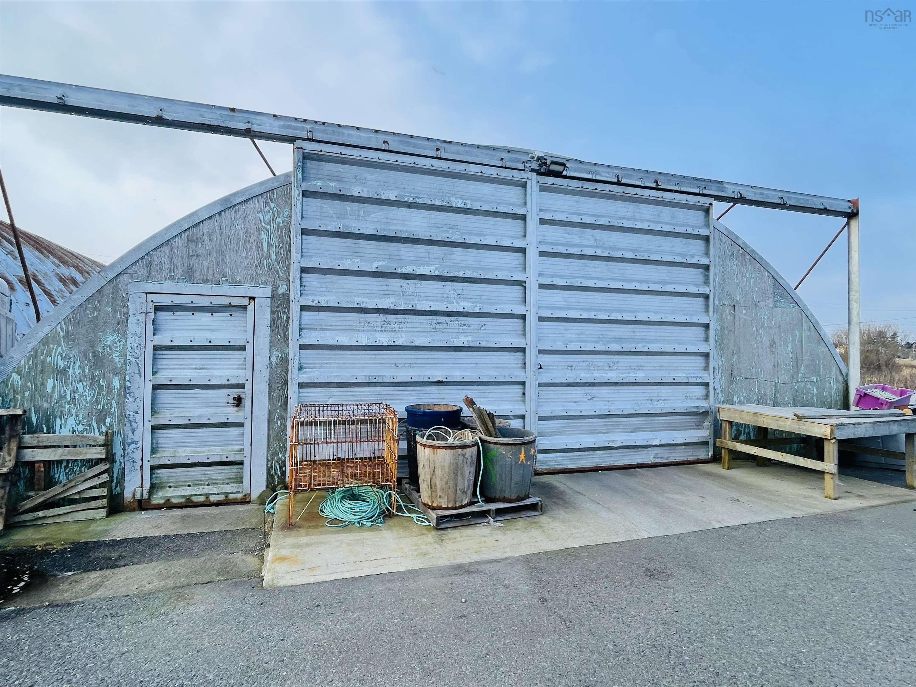 $2,250,000.00: 81-89 Daniels Head Road, South Side