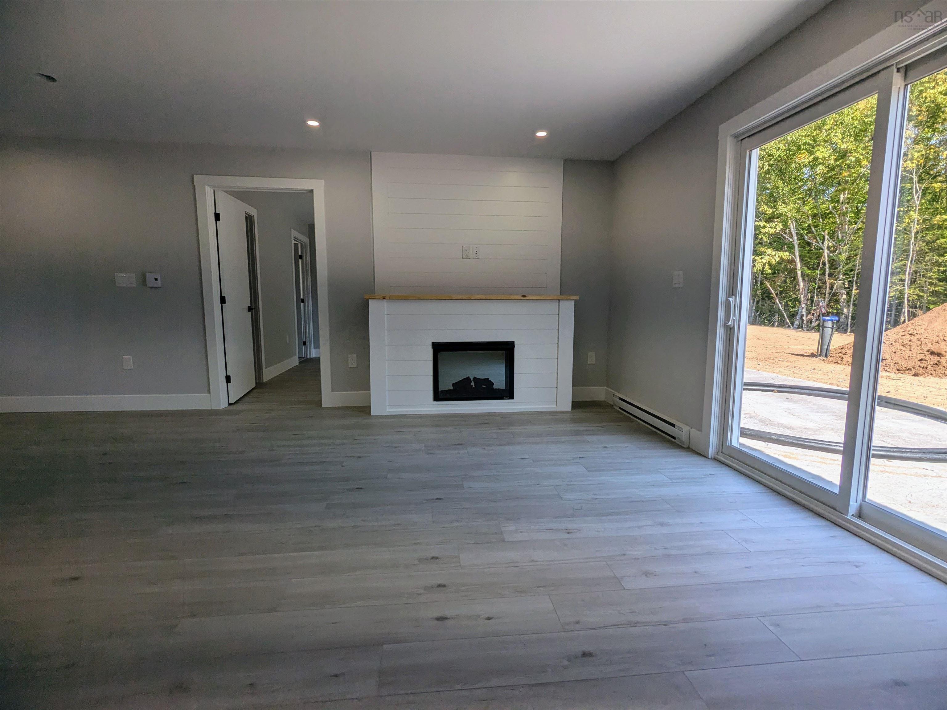 $599,900.00: 32 30 Shadebush Walk, Upper Sackville