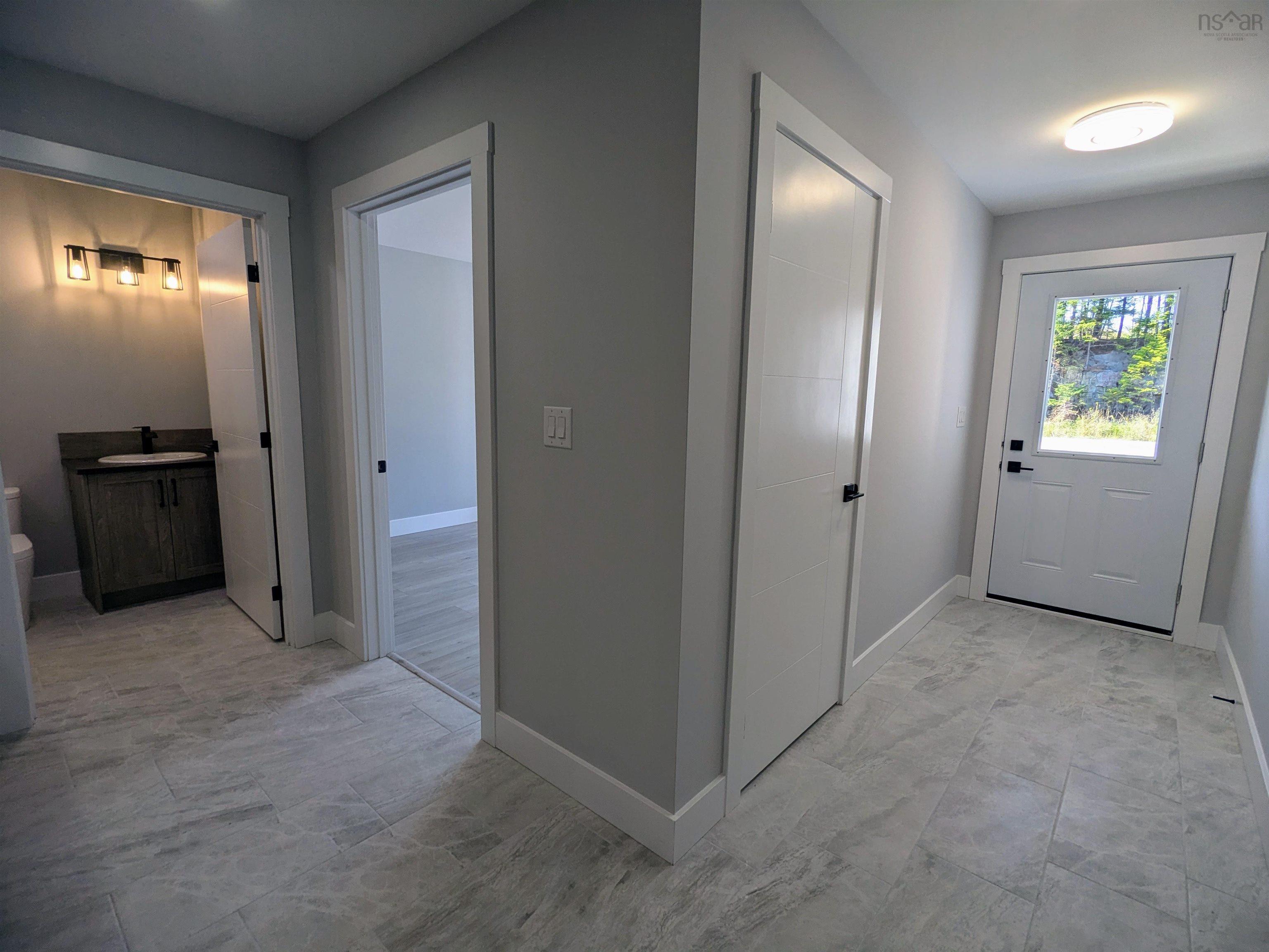 $599,900.00: 32 30 Shadebush Walk, Upper Sackville