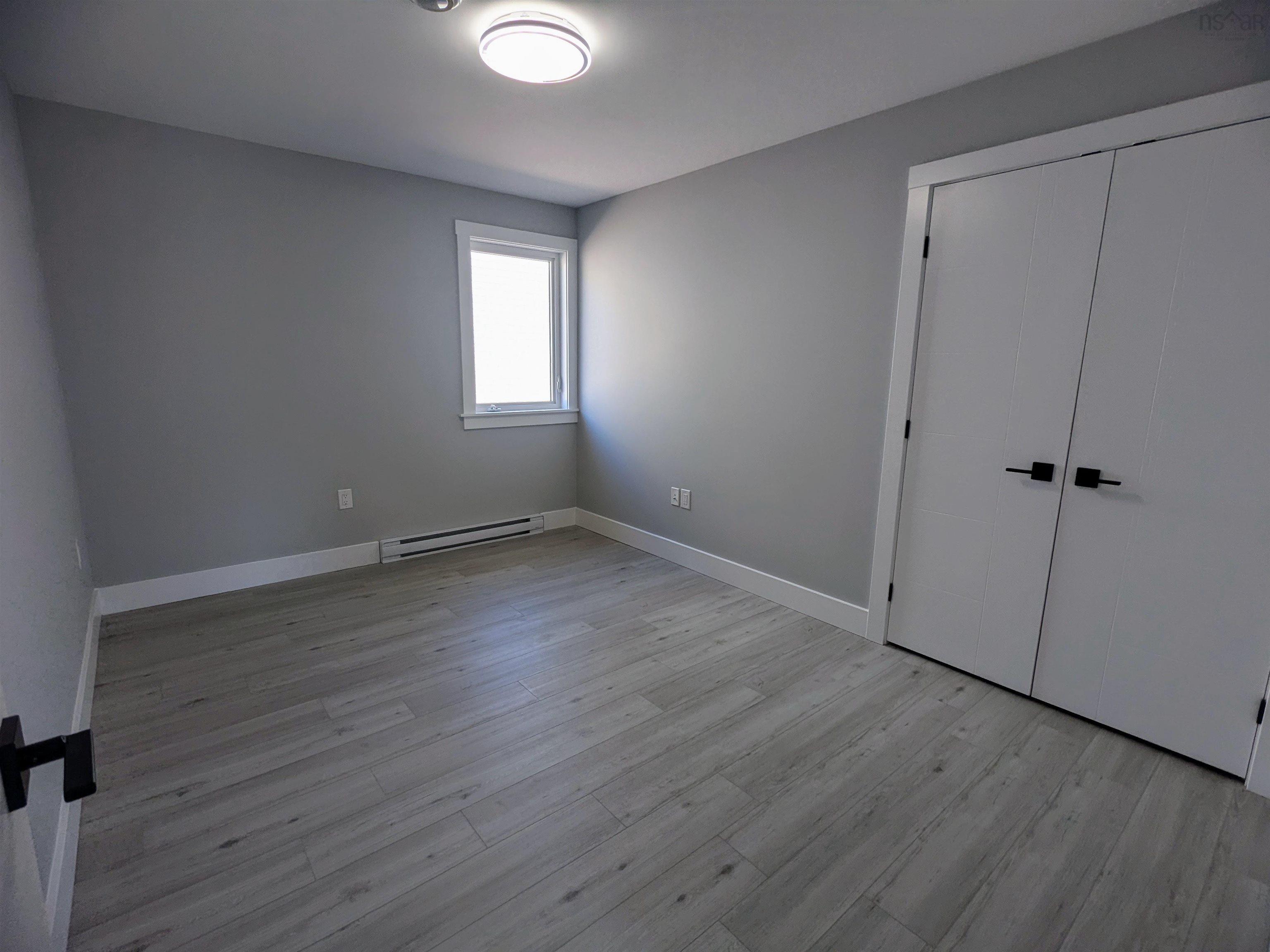 $599,900.00: 32 30 Shadebush Walk, Upper Sackville