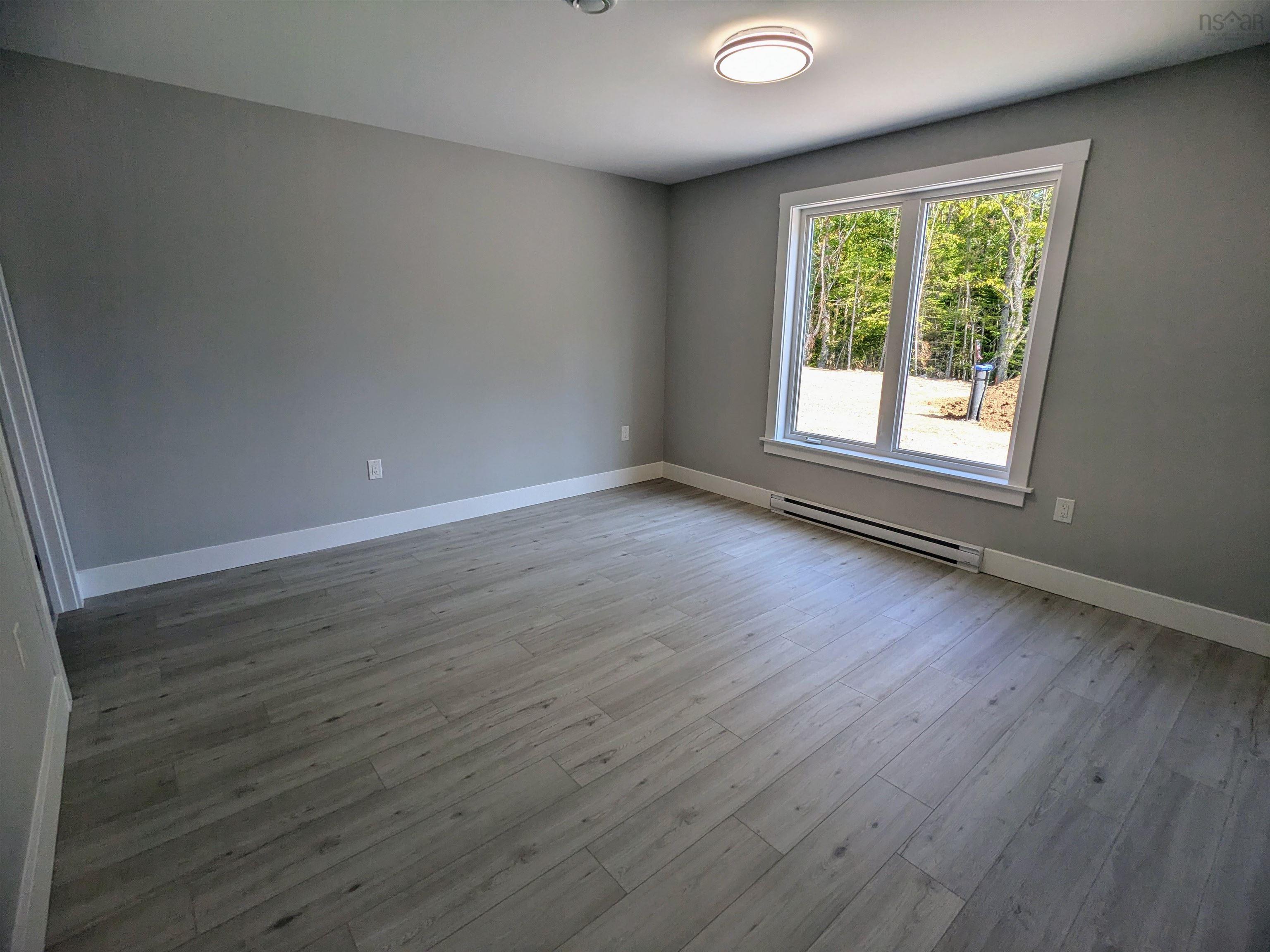 $599,900.00: 32 30 Shadebush Walk, Upper Sackville