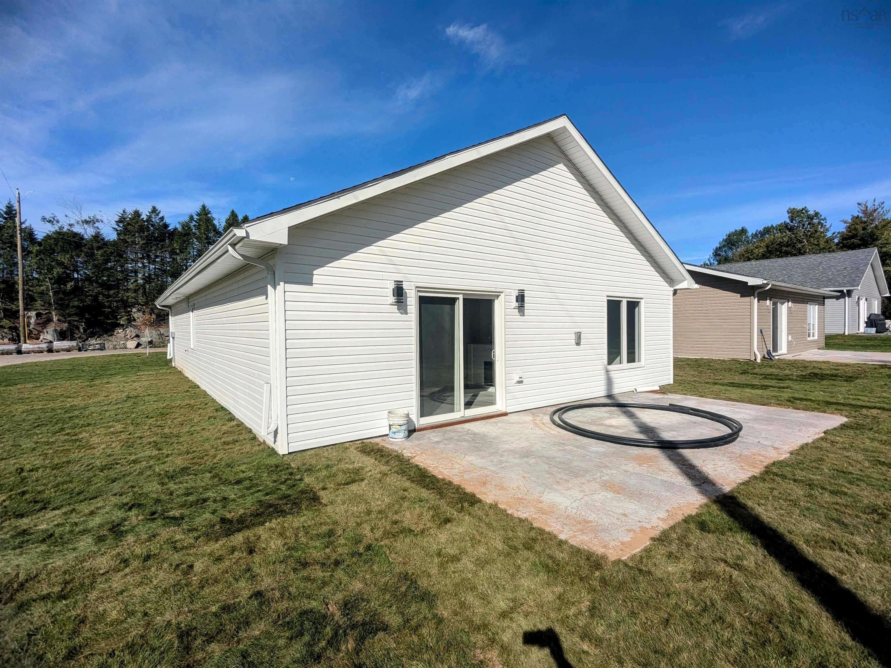 $599,900.00: 32 30 Shadebush Walk, Upper Sackville