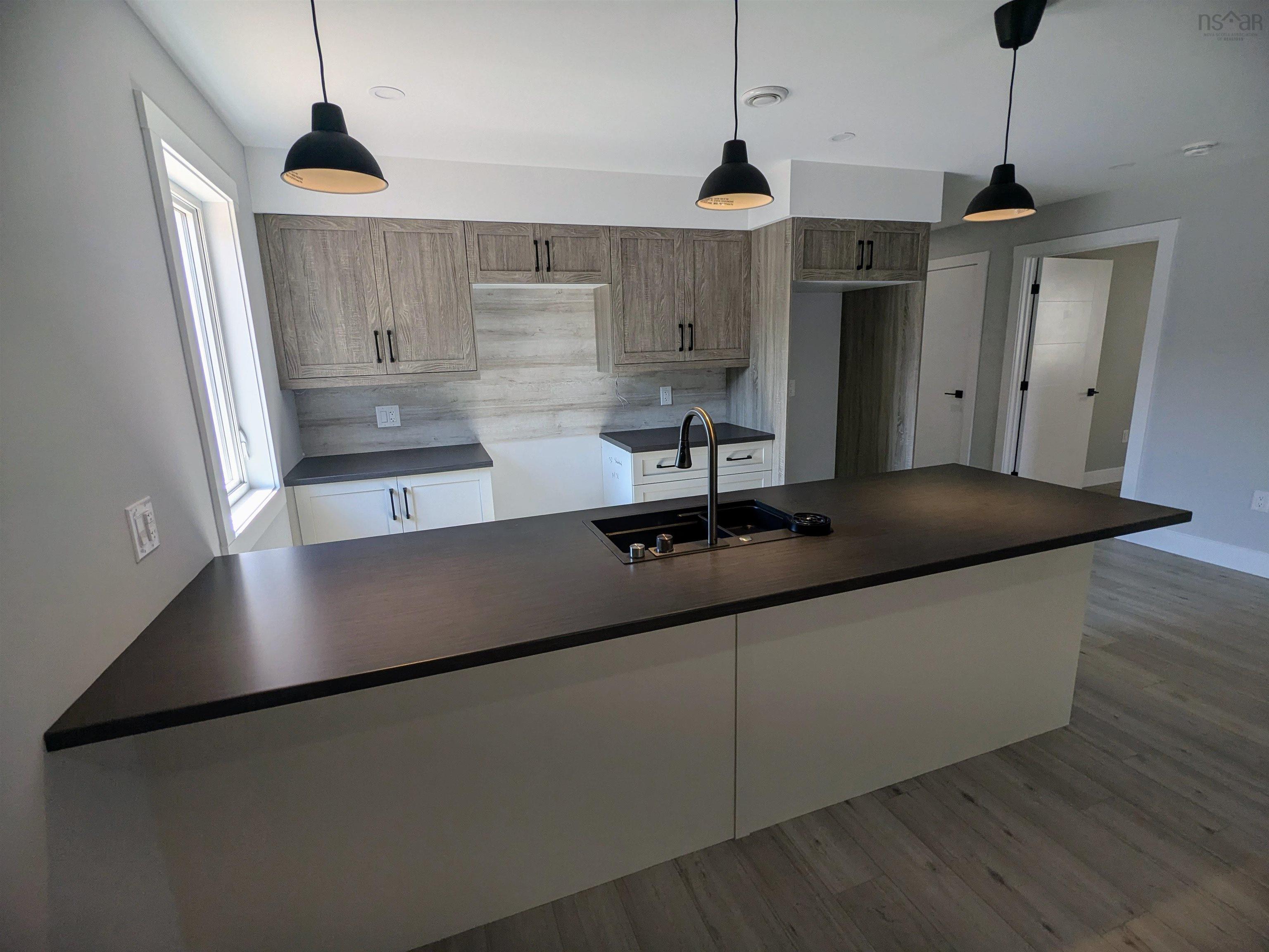 $599,900.00: 32 30 Shadebush Walk, Upper Sackville