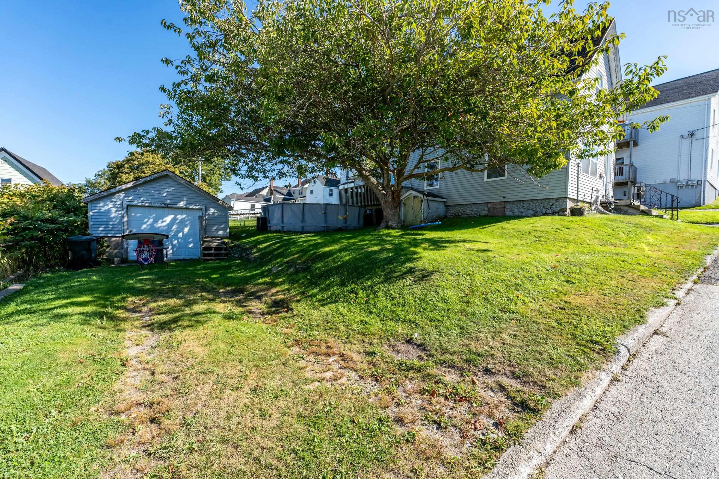 $179,900.00: 10 Store Street, Yarmouth