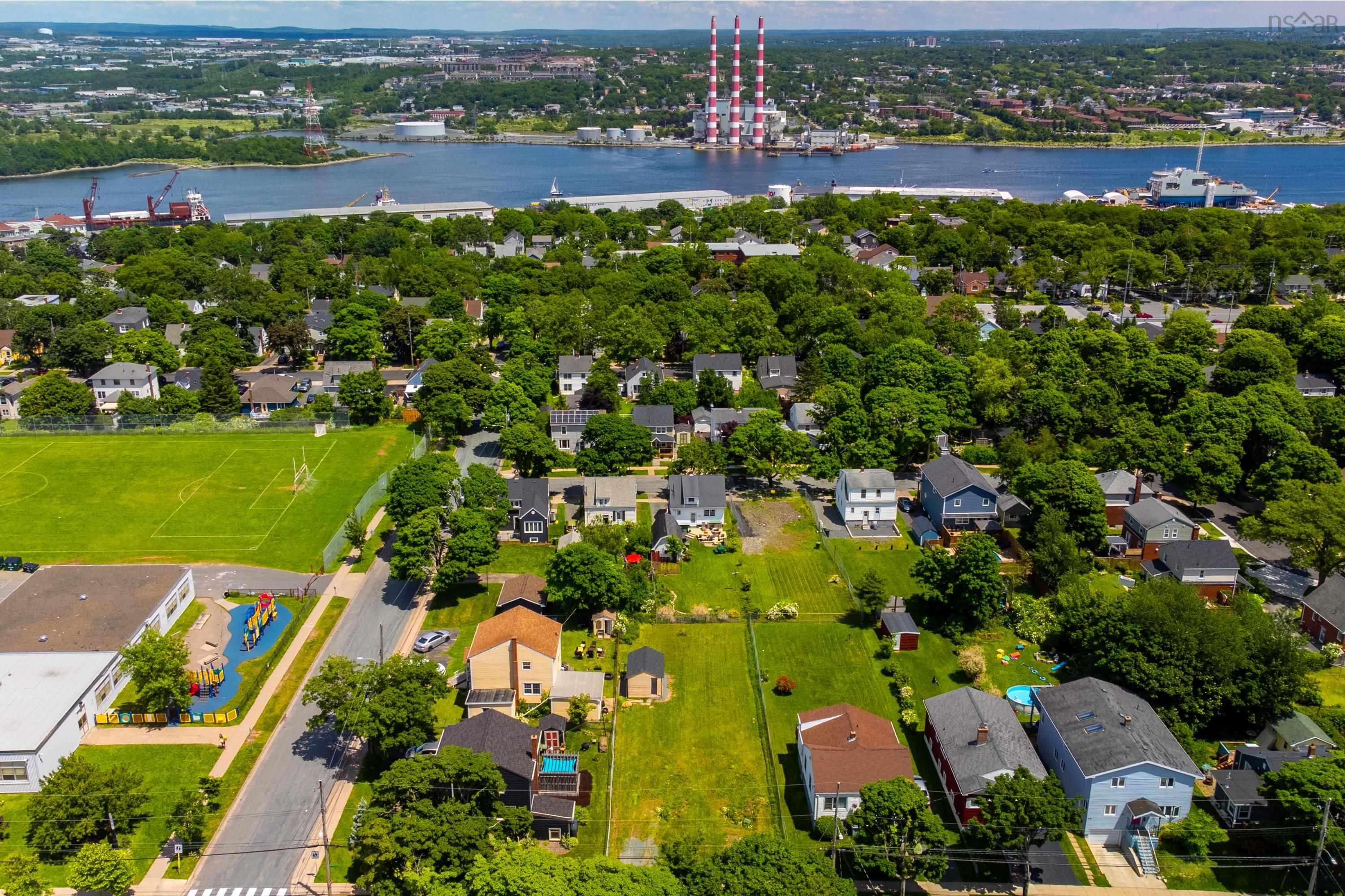 $749,900.00: 3613 Highland Avenue, Halifax