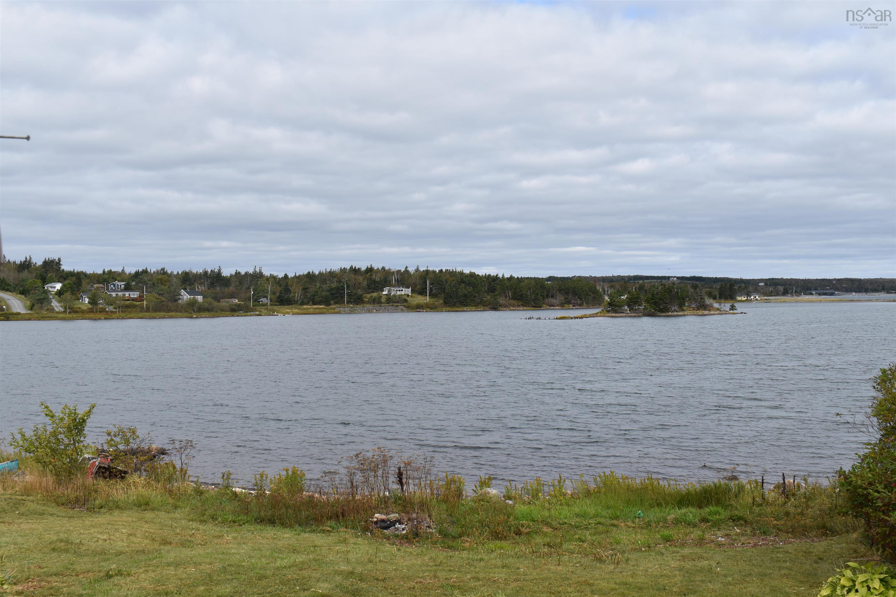 $600,000.00: 645 Mira Bay Drive, Mira Gut