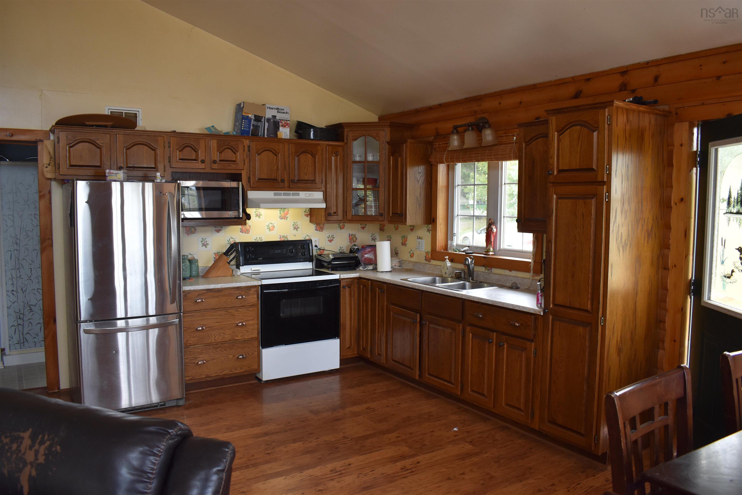 $600,000.00: 645 Mira Bay Drive, Mira Gut