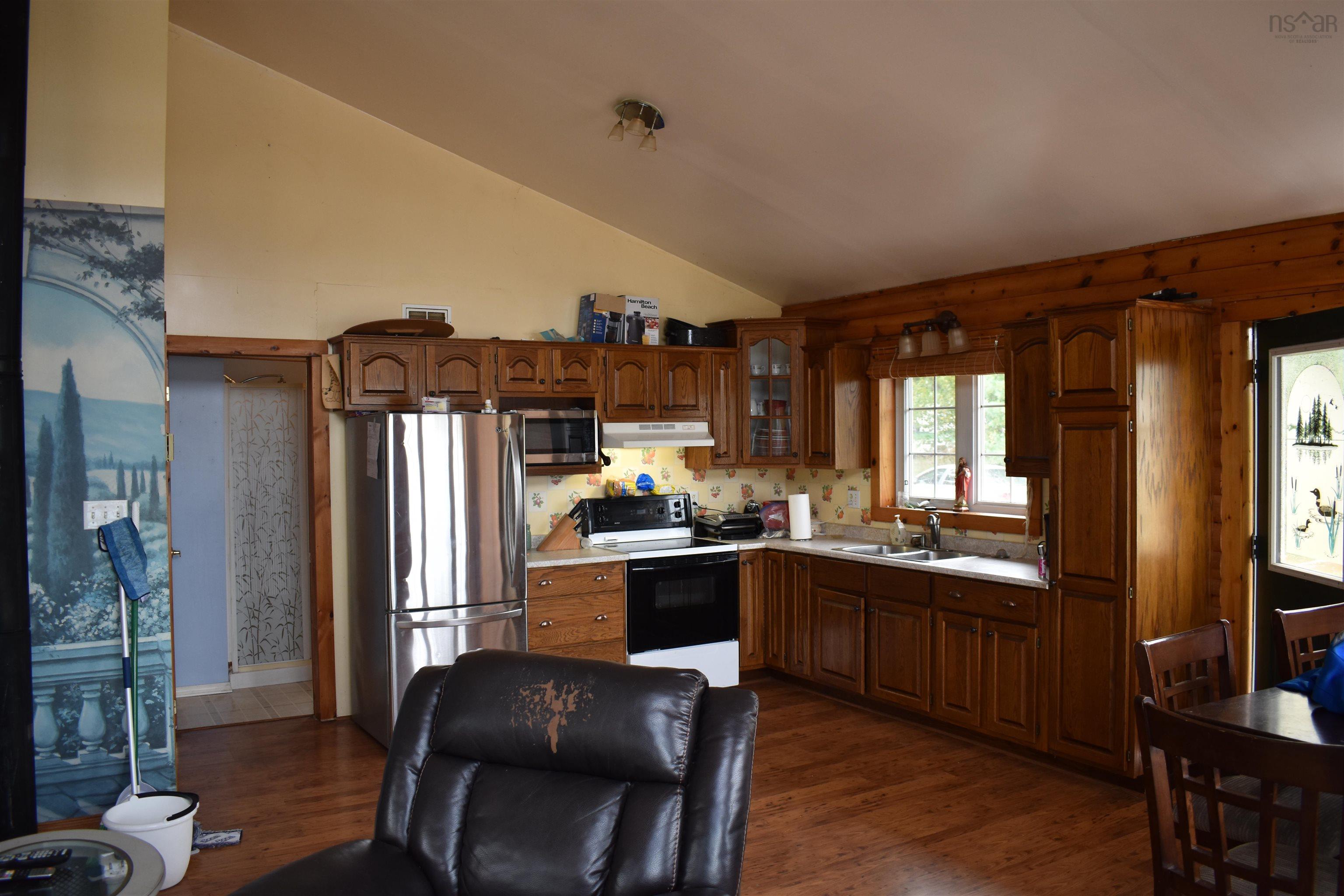 $600,000.00: 645 Mira Bay Drive, Mira Gut