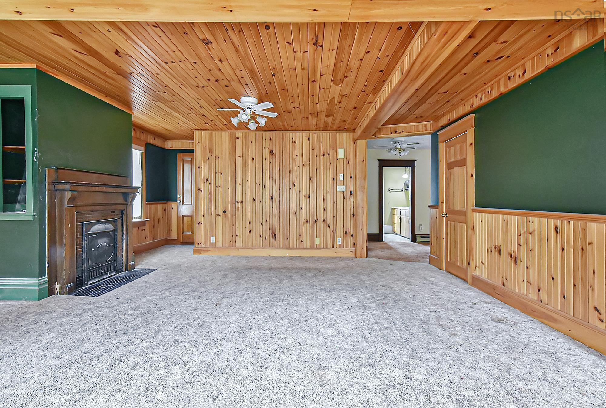 $849,900.00: 172, 184, 194 King Street, Windsor