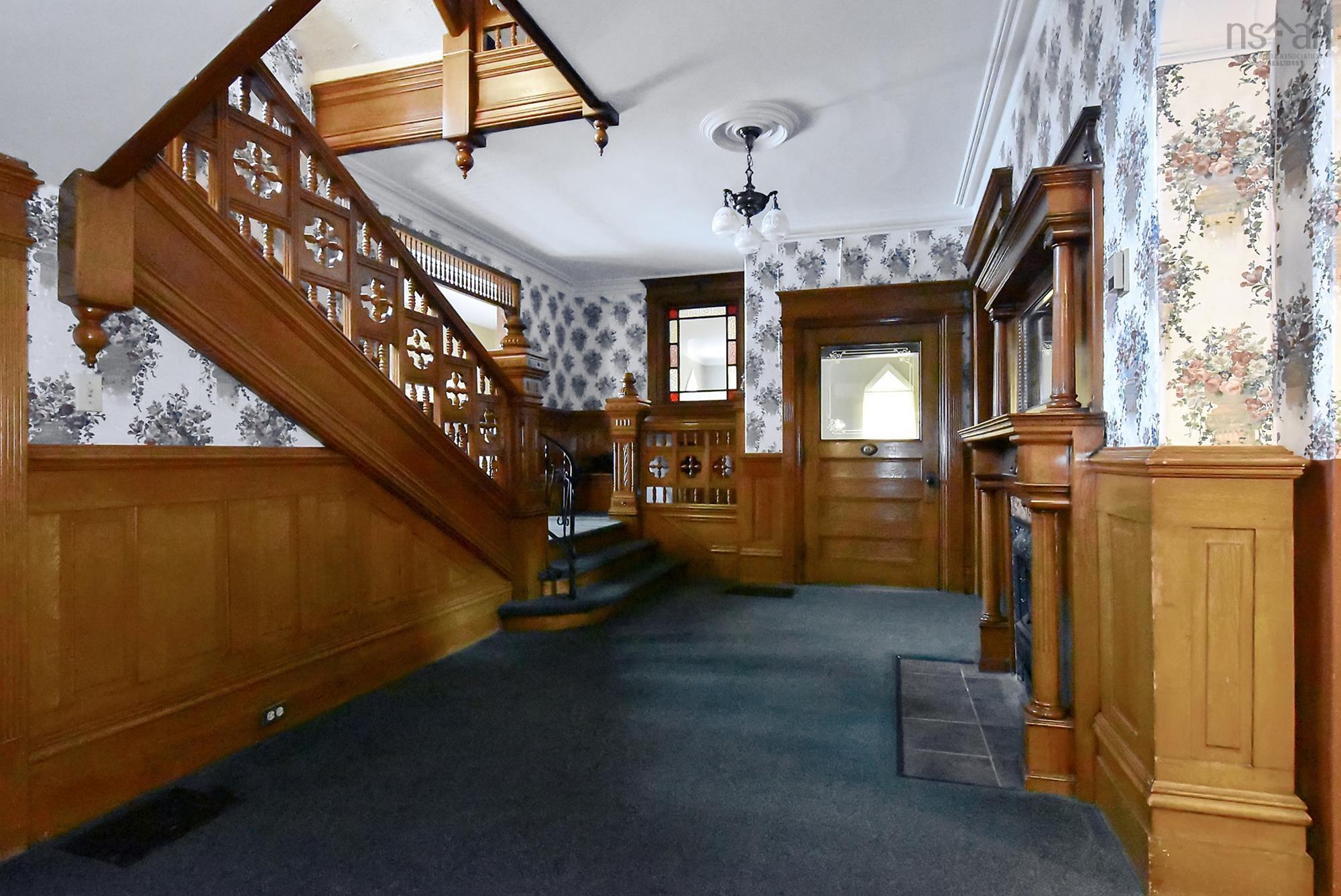 $849,900.00: 172, 184, 194 King Street, Windsor