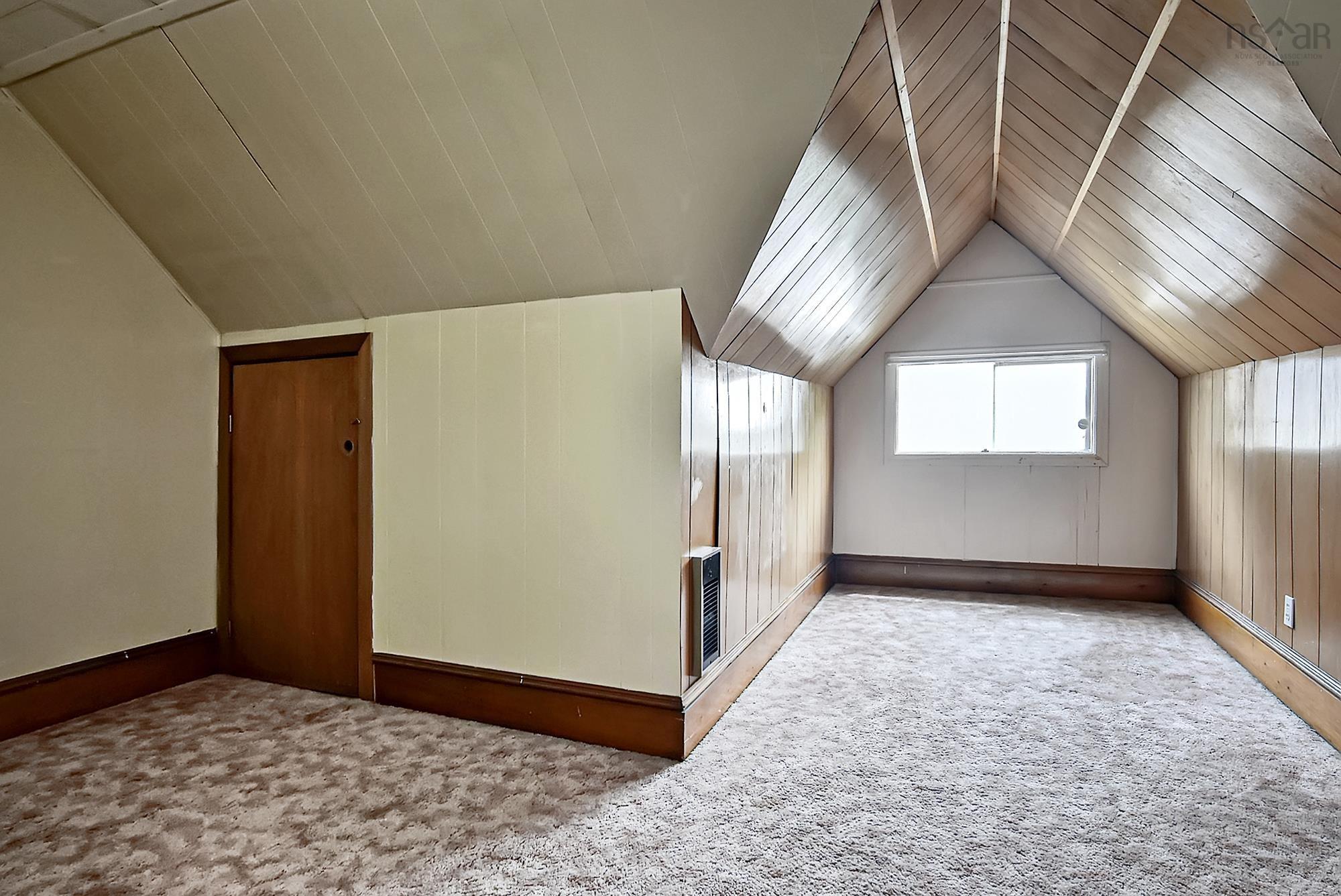 $849,900.00: 172, 184, 194 King Street, Windsor