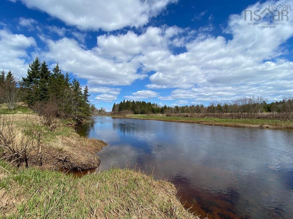 $4,300,000.00: Lot A + 373 214 Highway, Elmsdale