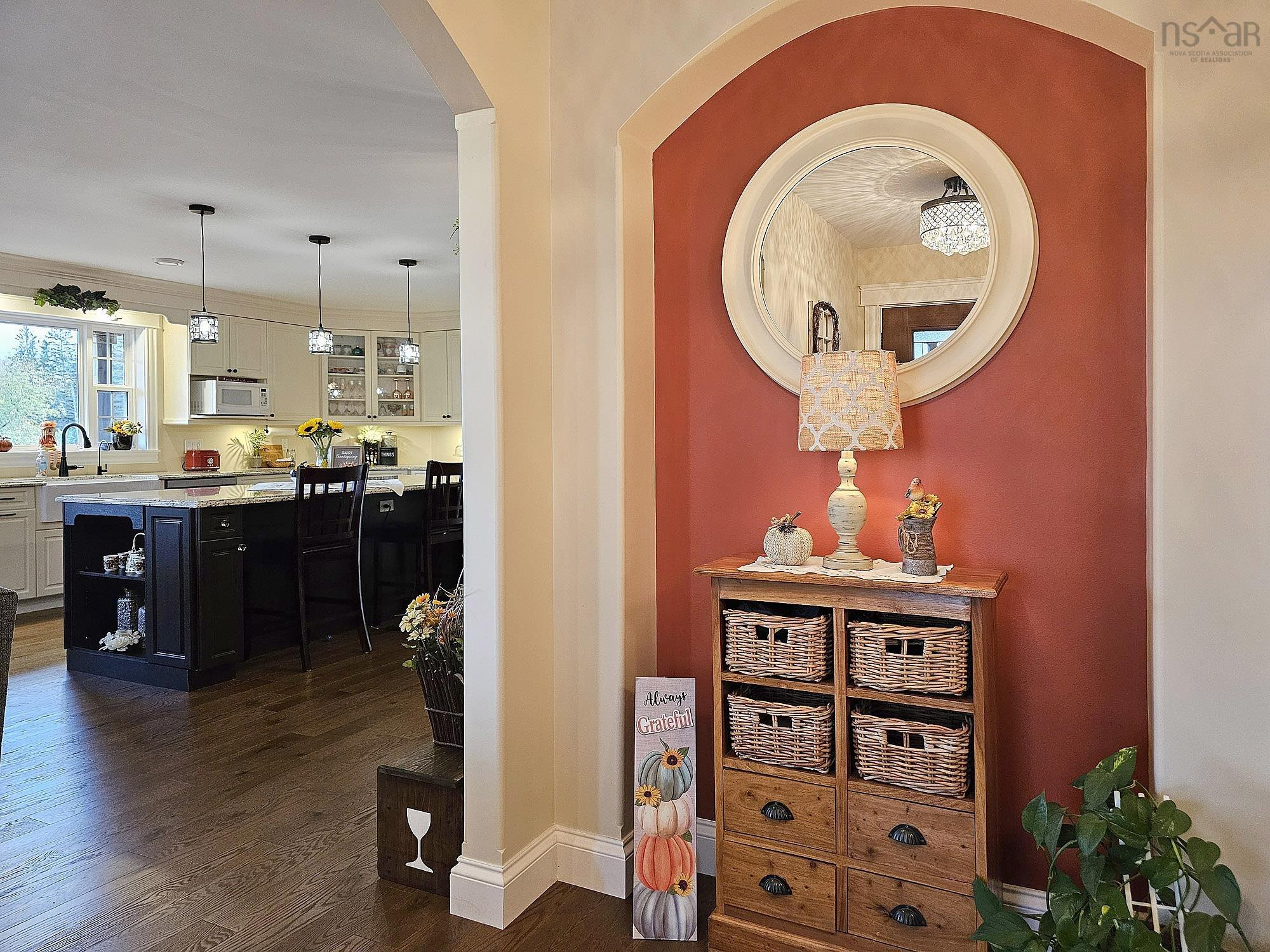 $699,000.00: 1572 Lansdowne Road, Bear River