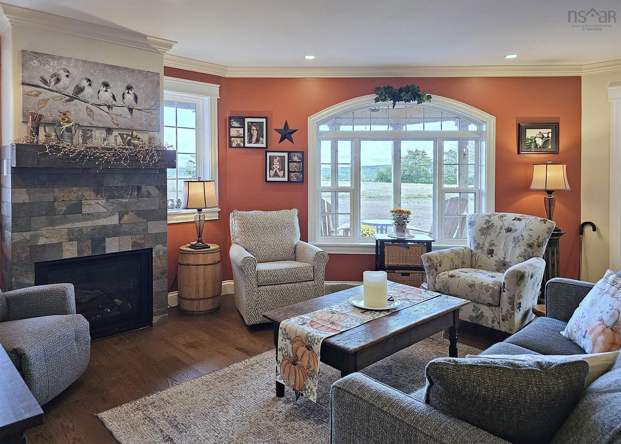 $699,000.00: 1572 Lansdowne Road, Bear River