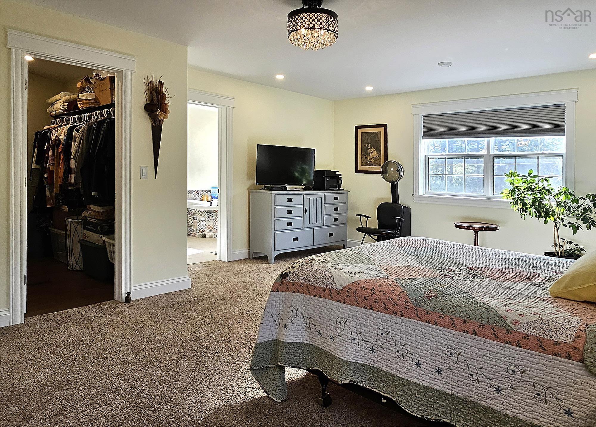 $699,000.00: 1572 Lansdowne Road, Bear River