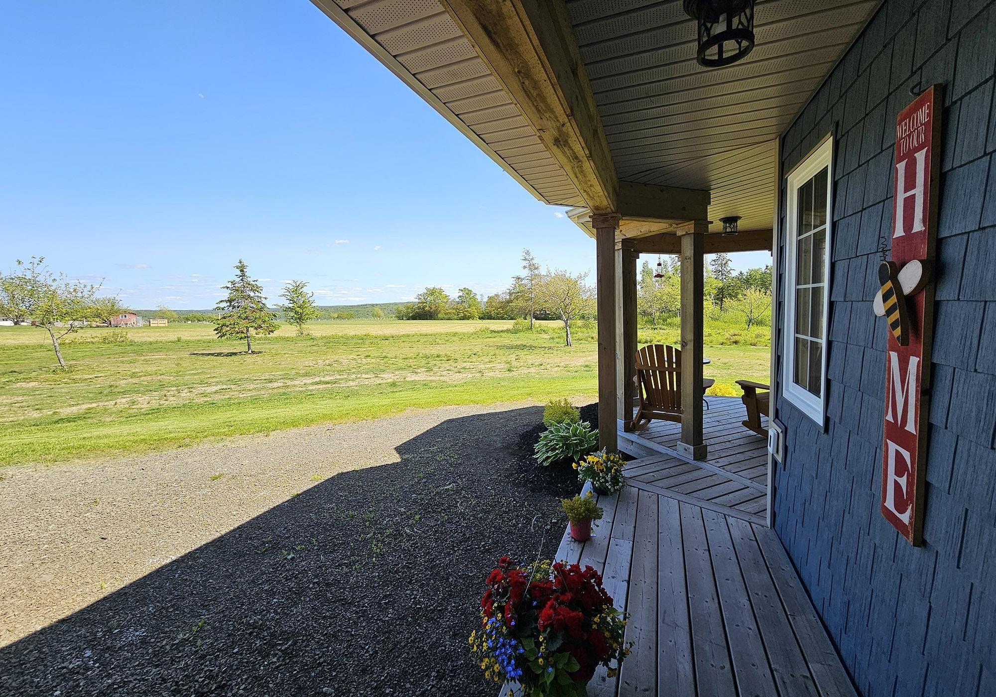 $699,000.00: 1572 Lansdowne Road, Bear River