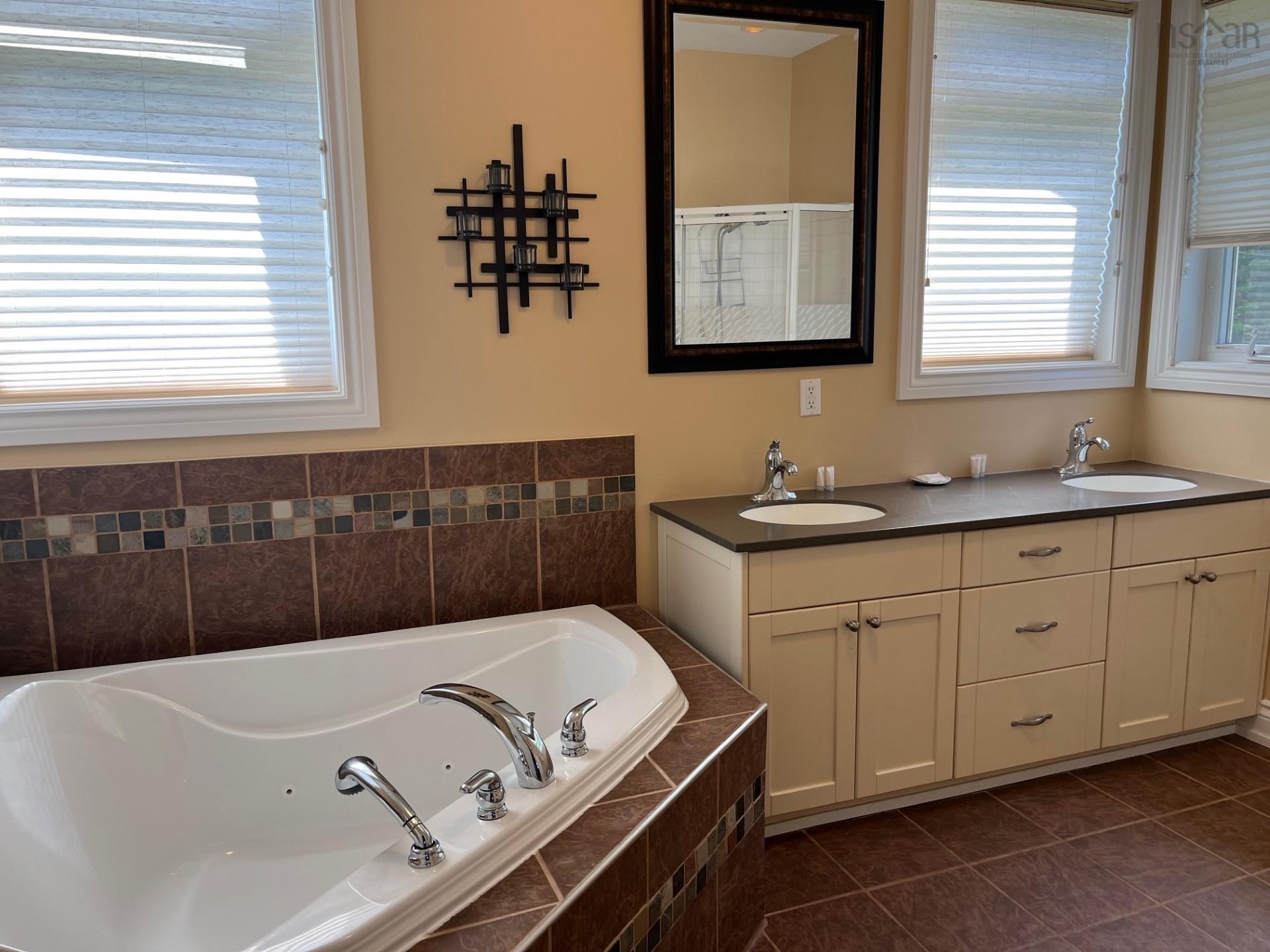 $649,900.00: 17 Bell Bay Way, Baddeck Bay