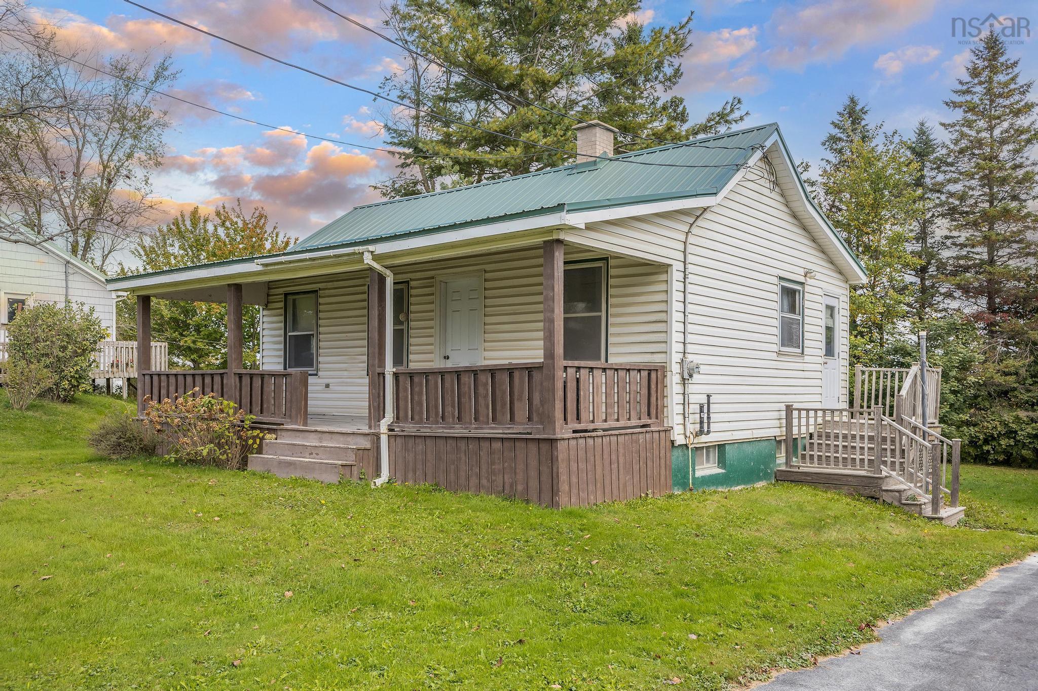 $449,900.00: 17 Crombe Road, Shubenacadie