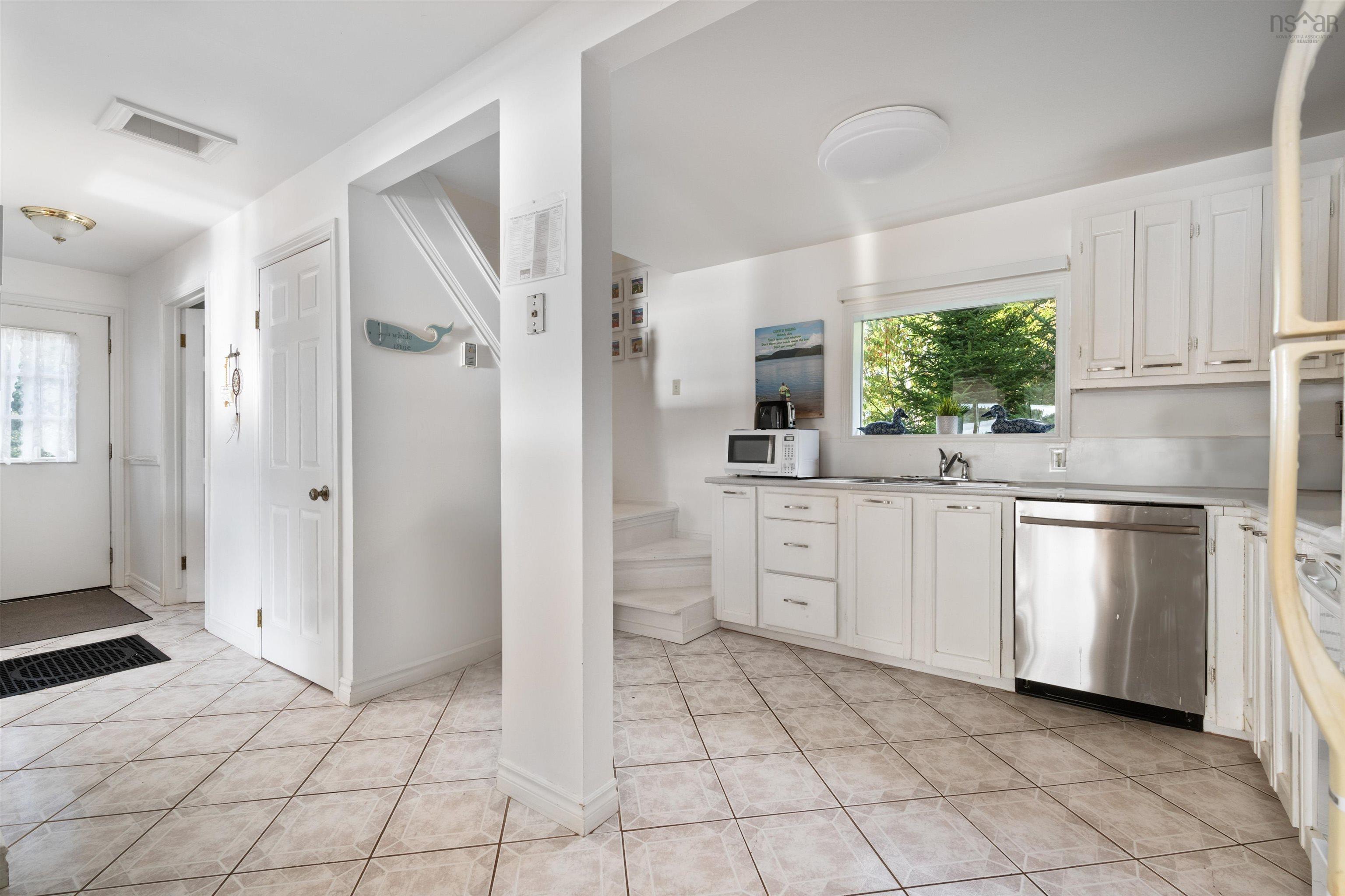 $1,195,000.00: 152 Owls Head Drive, Northwest Cove