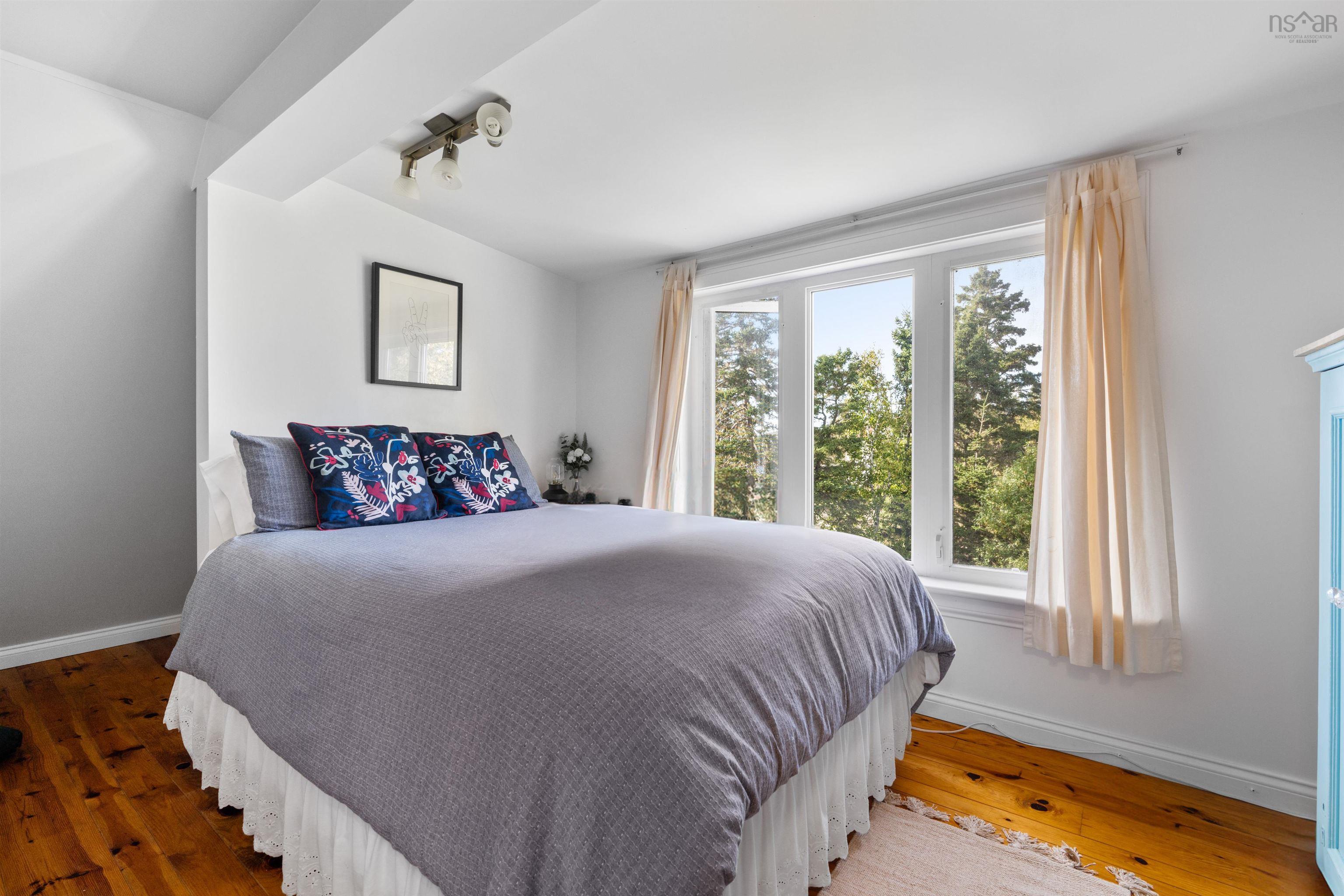 $1,195,000.00: 152 Owls Head Drive, Northwest Cove