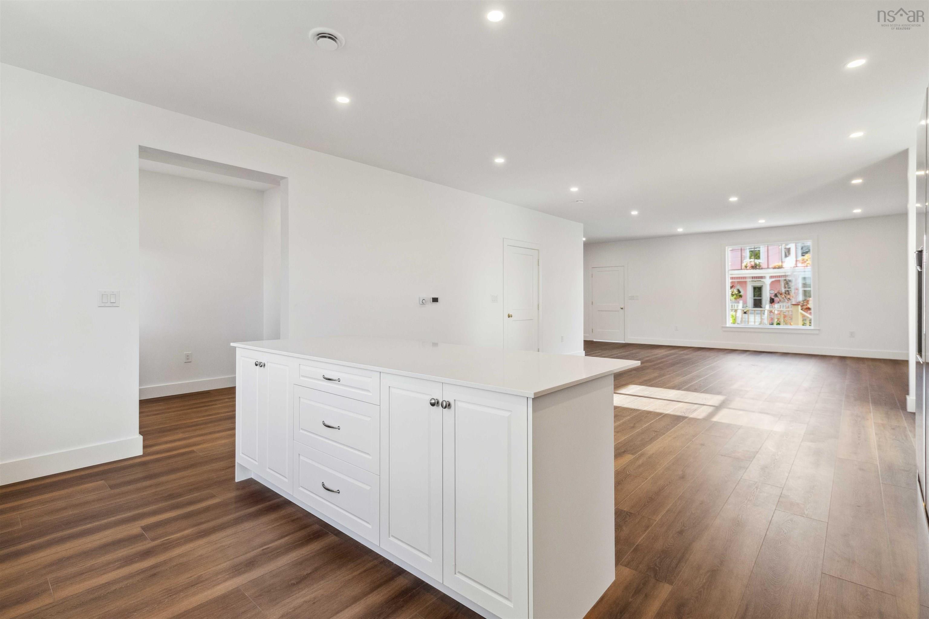 $1,400,000.00: 2721 Northwood Terrace, Halifax