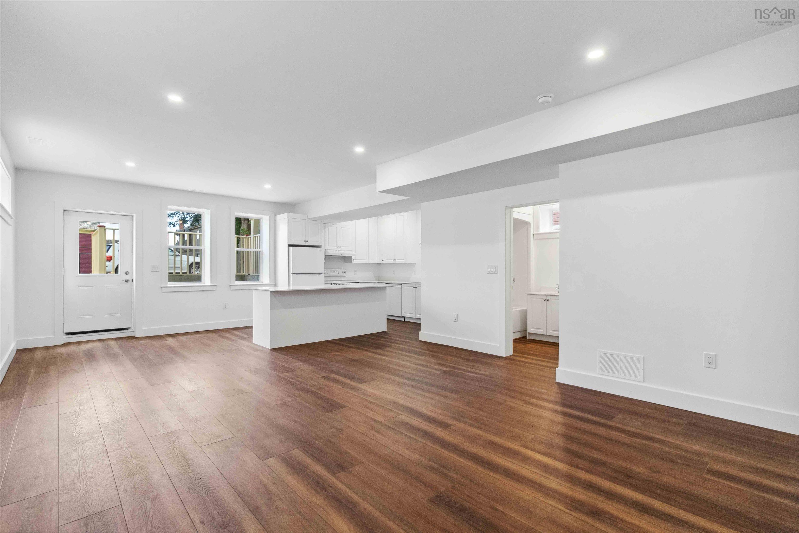 $1,400,000.00: 2721 Northwood Terrace, Halifax