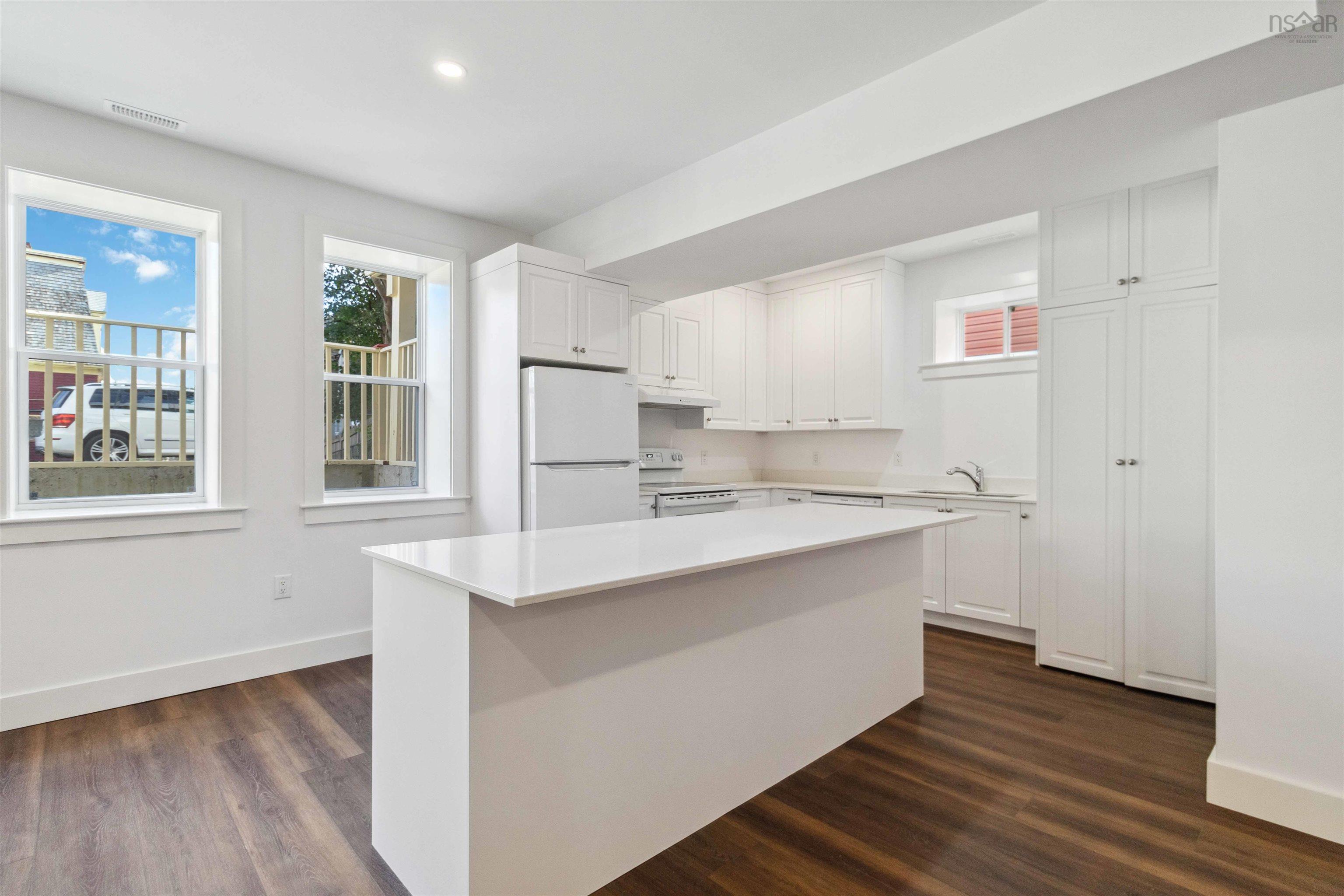 $1,400,000.00: 2721 Northwood Terrace, Halifax
