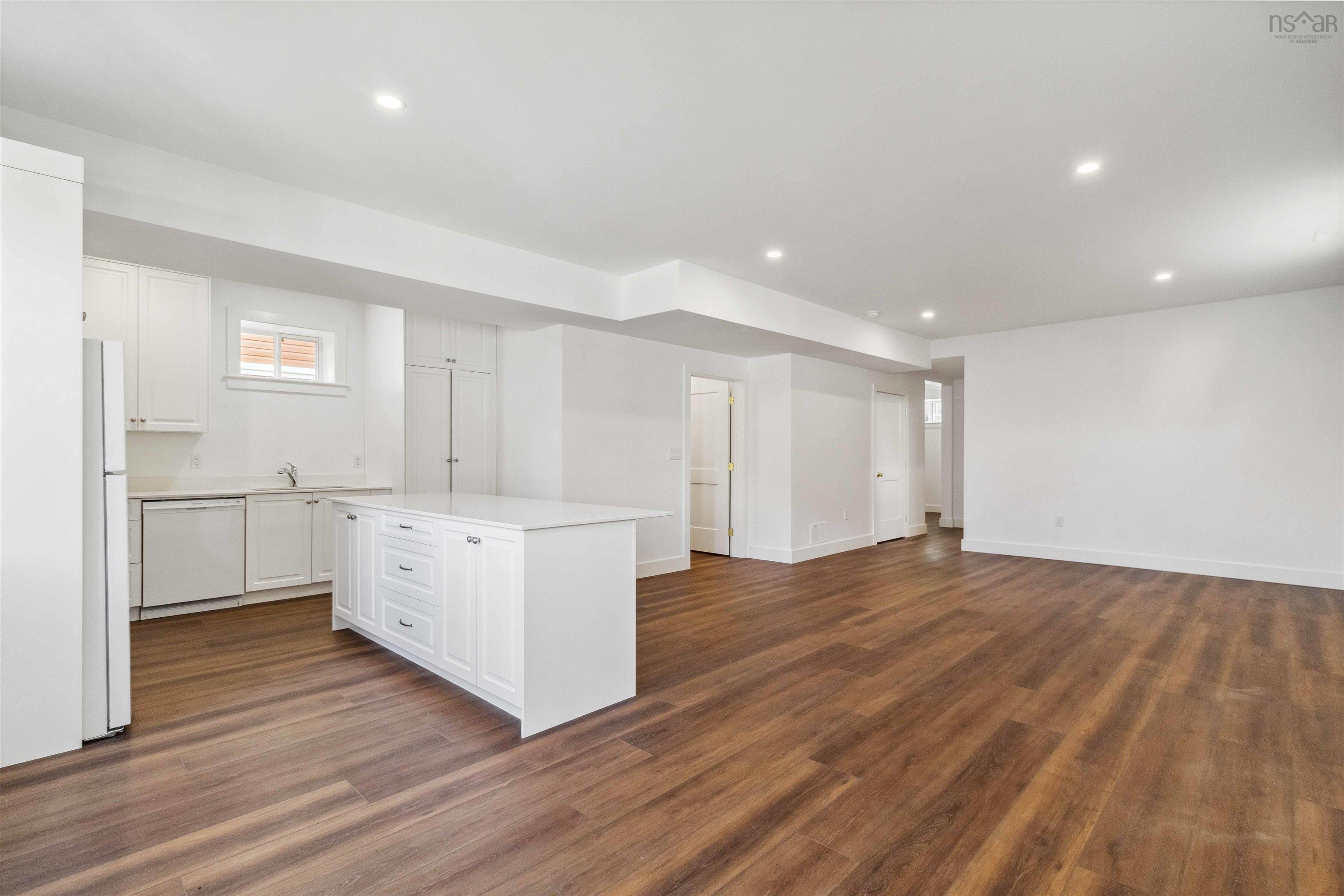 $1,400,000.00: 2721 Northwood Terrace, Halifax
