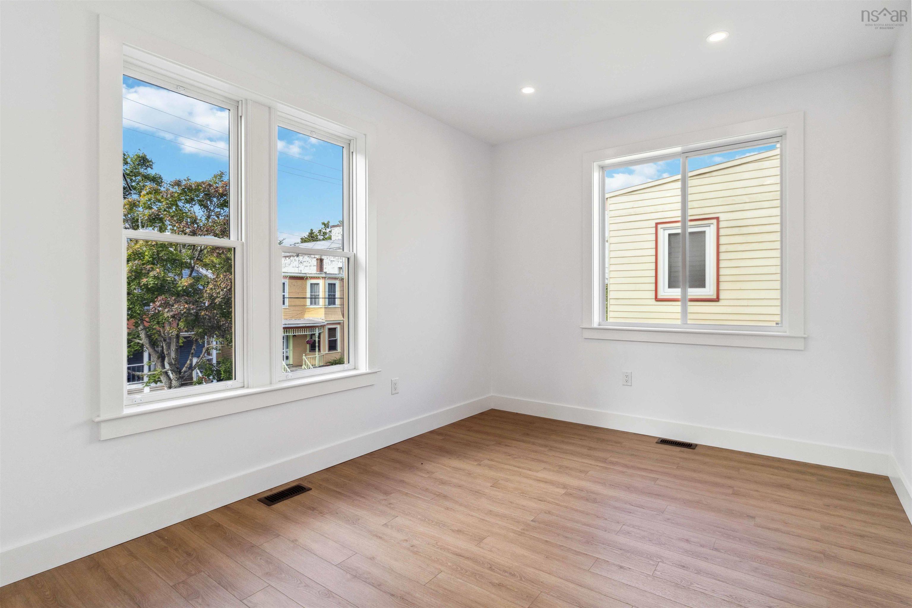 $1,400,000.00: 2721 Northwood Terrace, Halifax