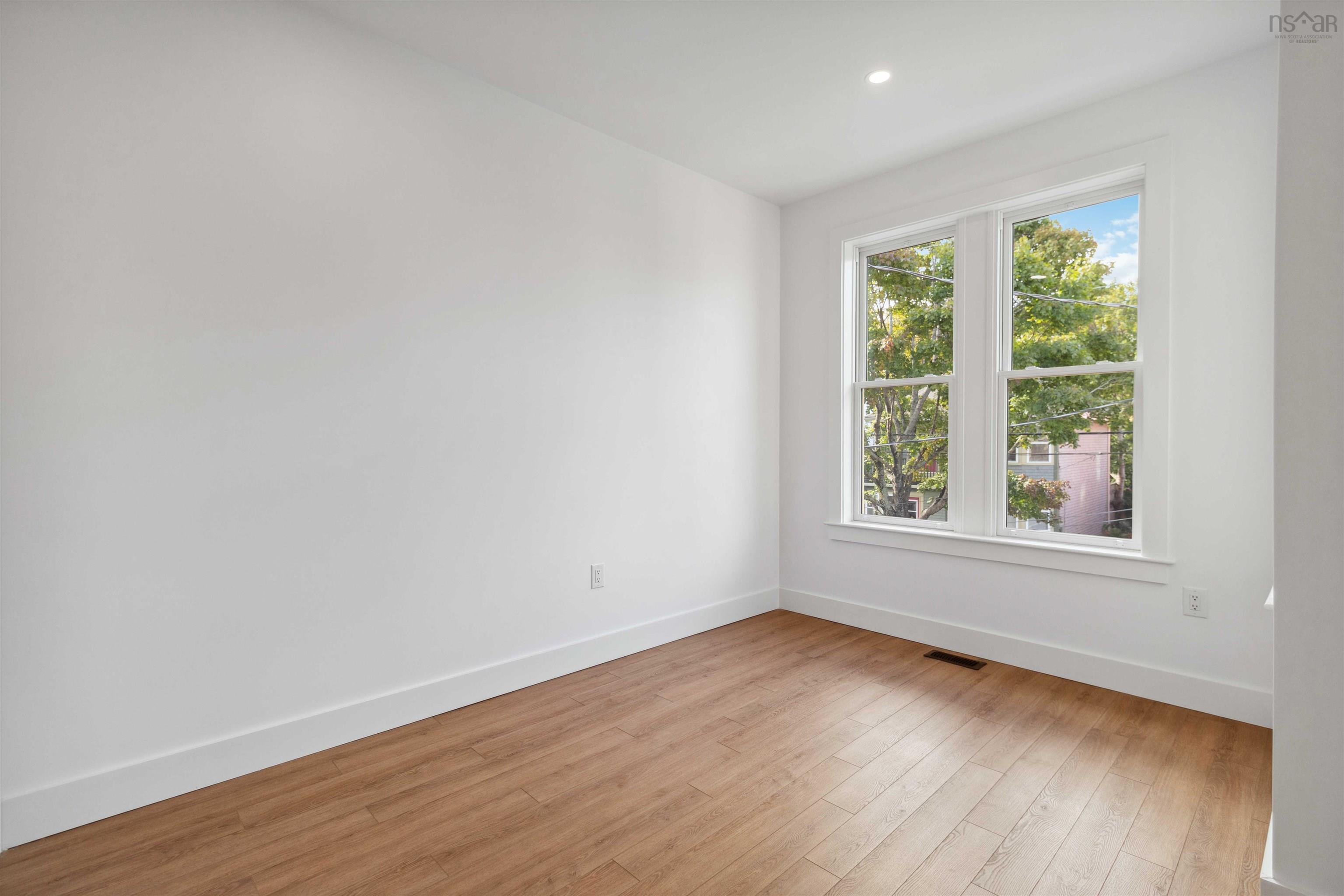 $1,400,000.00: 2721 Northwood Terrace, Halifax