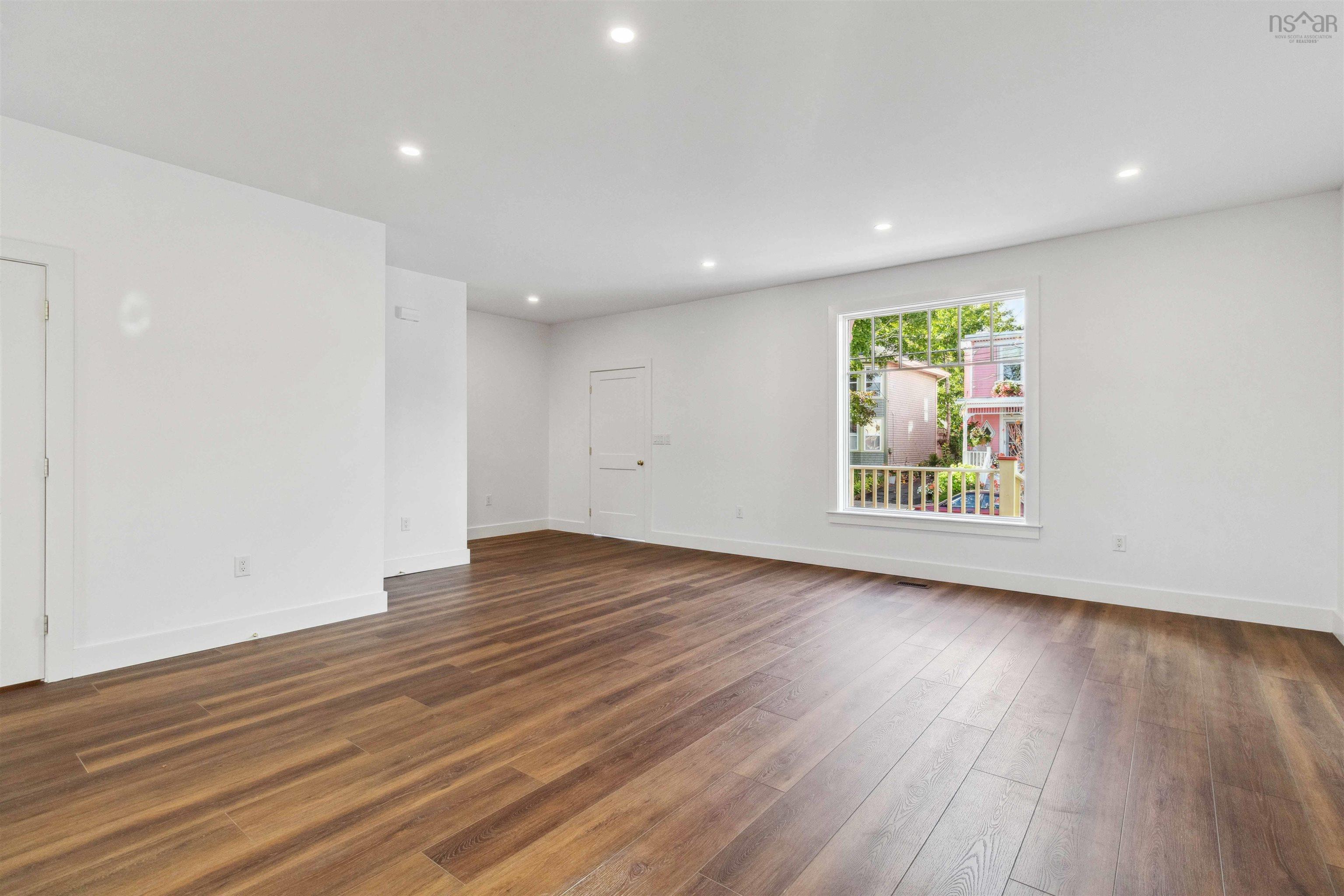 $1,400,000.00: 2721 Northwood Terrace, Halifax