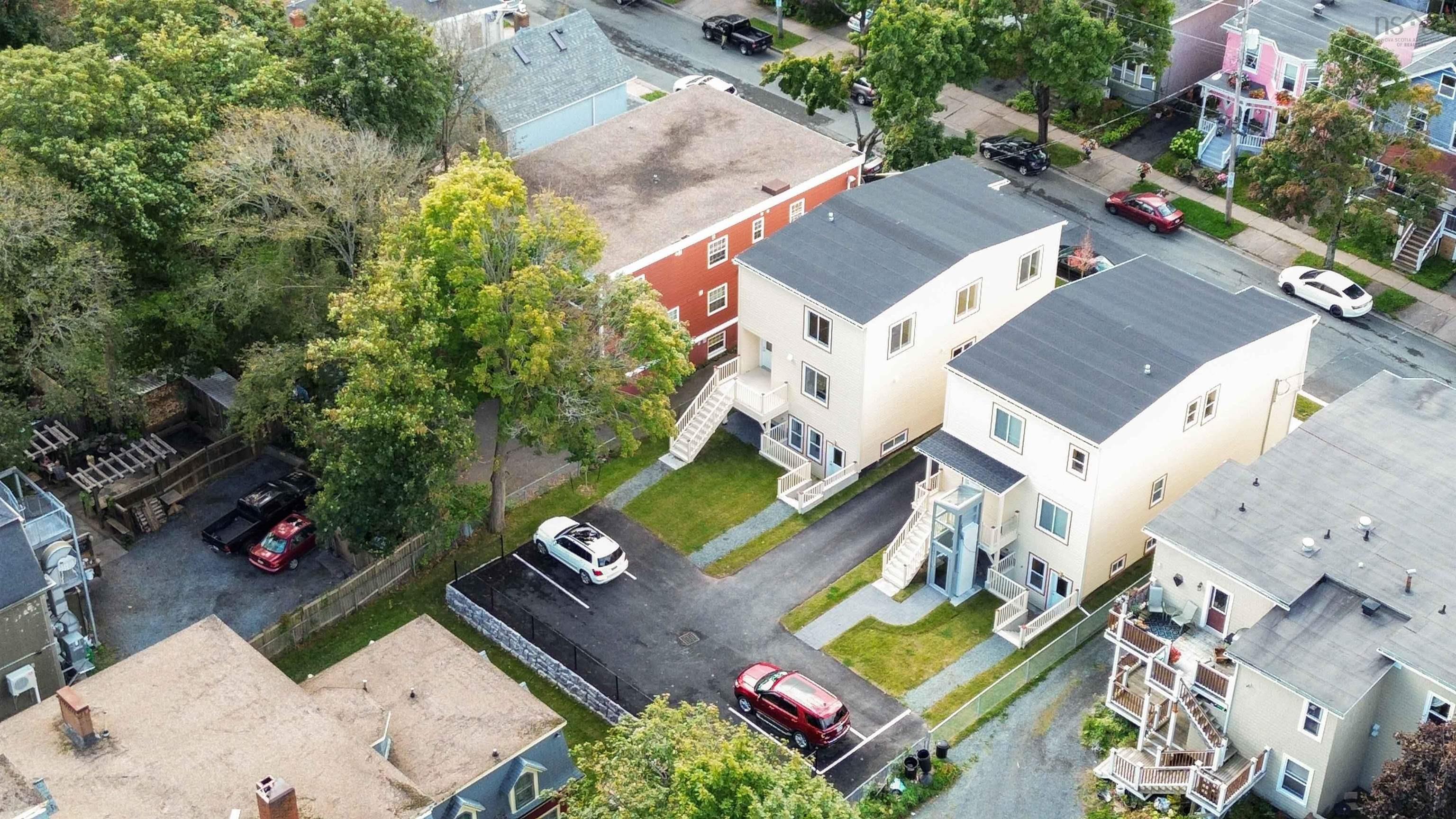 $1,400,000.00: 2721 Northwood Terrace, Halifax