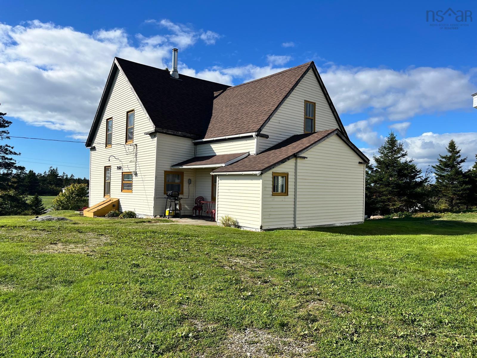 $235,000.00: 7066 Highway 3, Central Woods Harbour