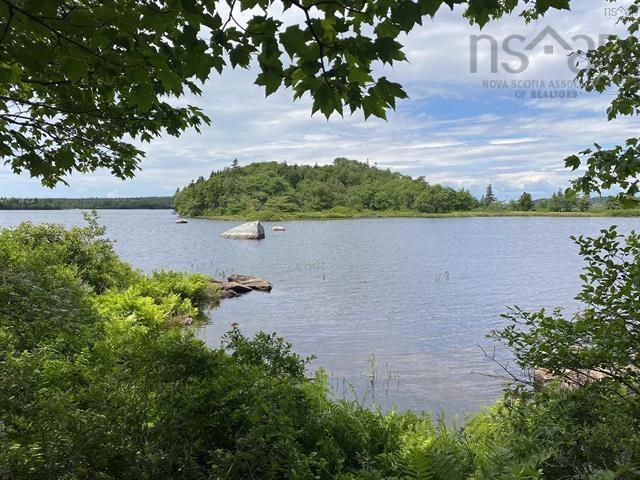 $499,900.00: Highway 7, Lake Charlotte