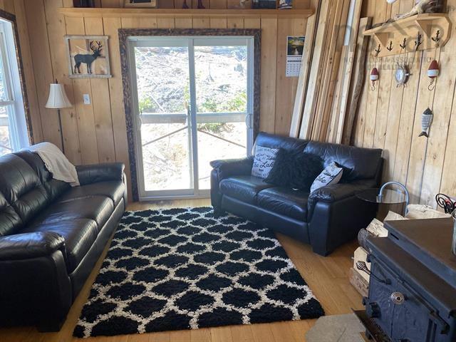 $499,900.00: Highway 7, Lake Charlotte