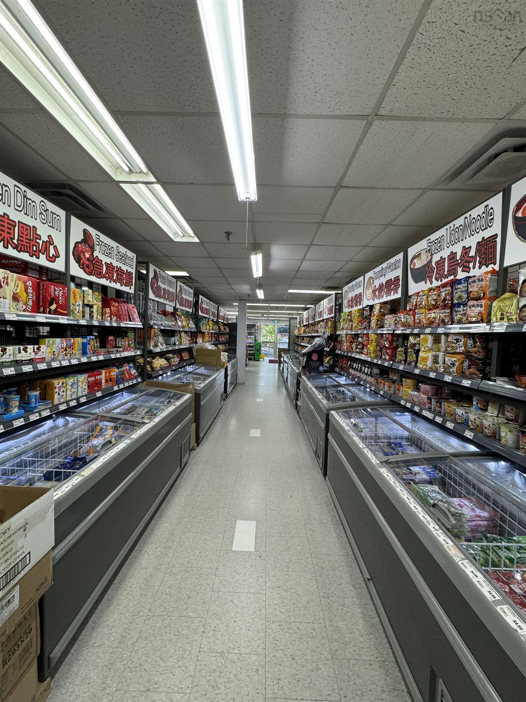 $495,000.00: Union Foodmart 195 Wyse Road, Dartmouth