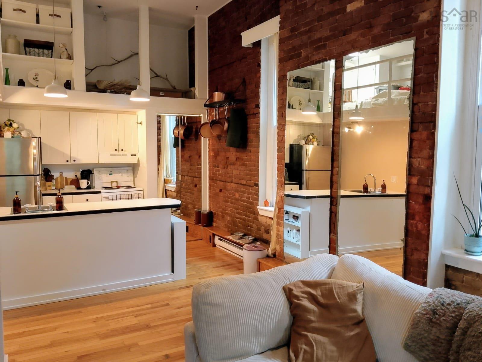 $369,000.00: 1 2128 Brunswick Street, Halifax