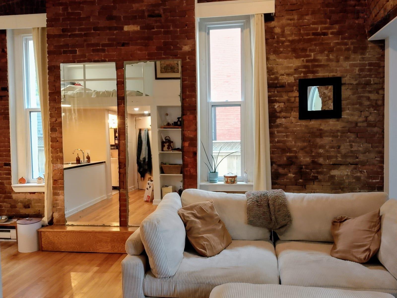 $369,000.00: 1 2128 Brunswick Street, Halifax