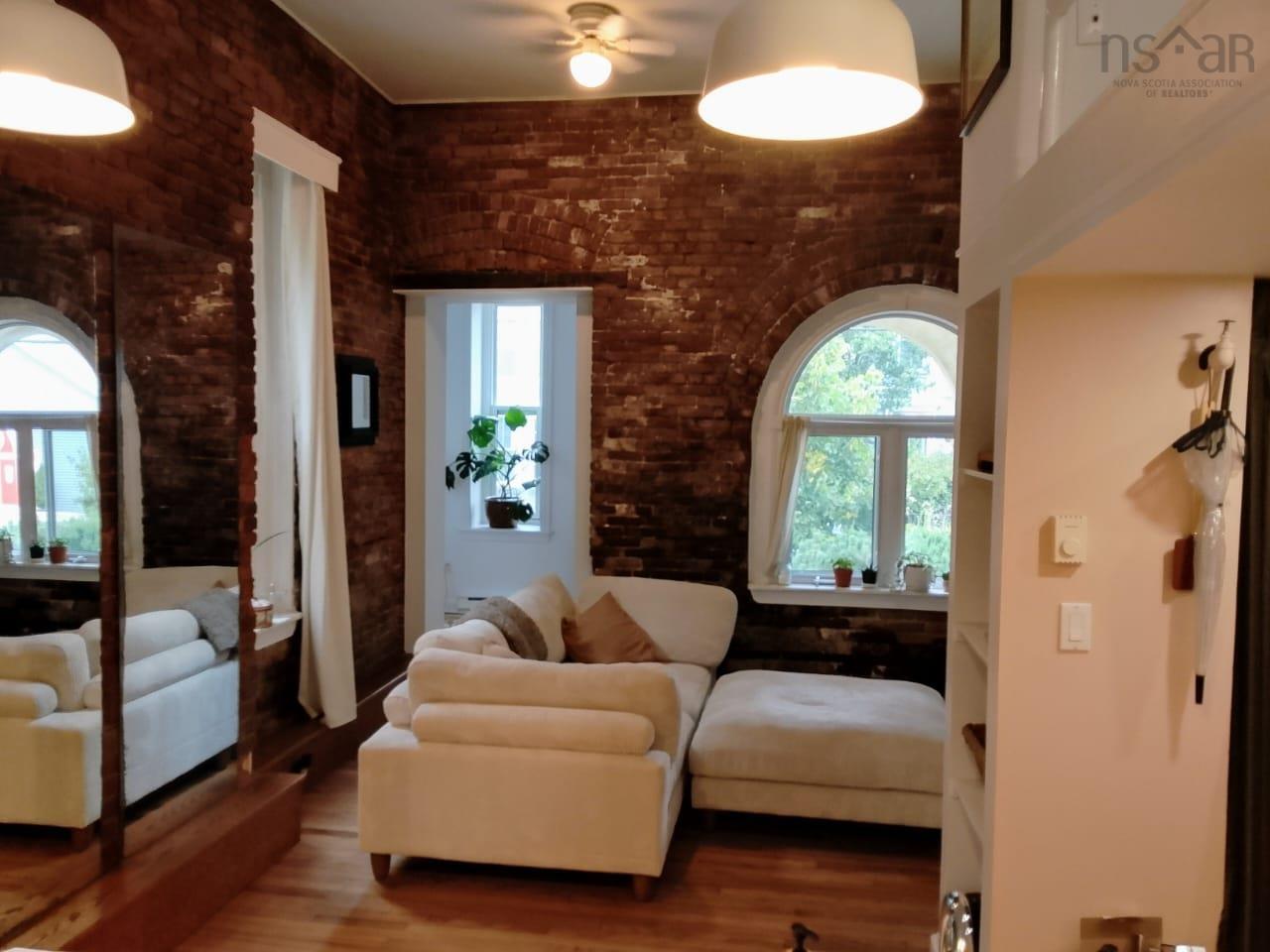 $369,000.00: 1 2128 Brunswick Street, Halifax