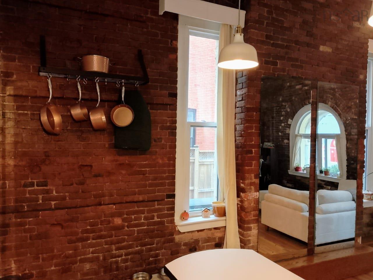 $369,000.00: 1 2128 Brunswick Street, Halifax
