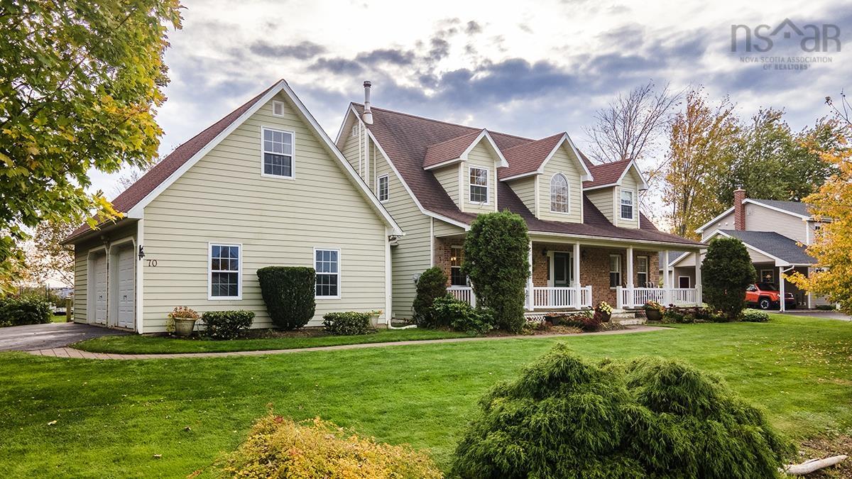 $719,900.00: 70 Mountain View Drive, Falmouth