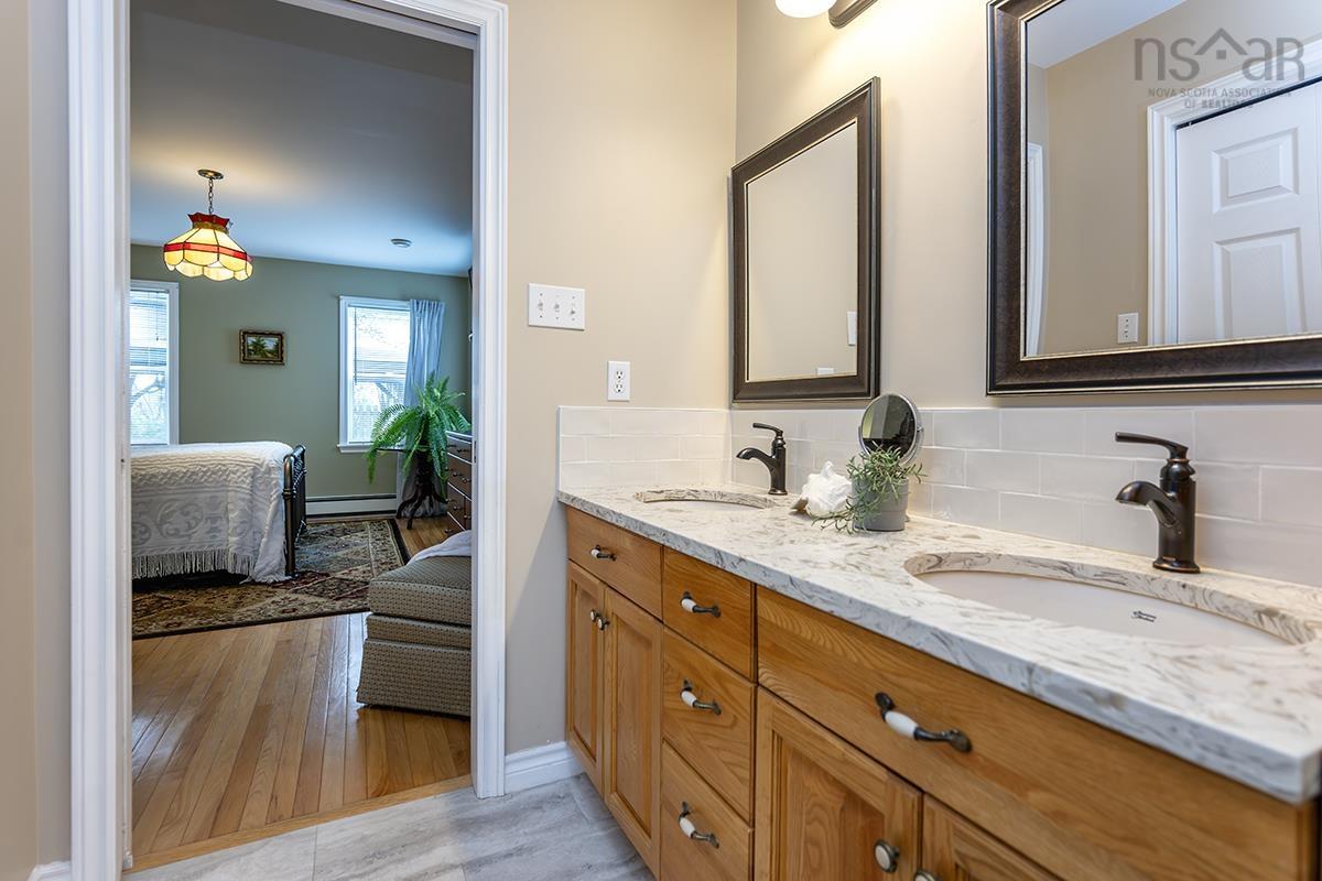 $719,900.00: 70 Mountain View Drive, Falmouth