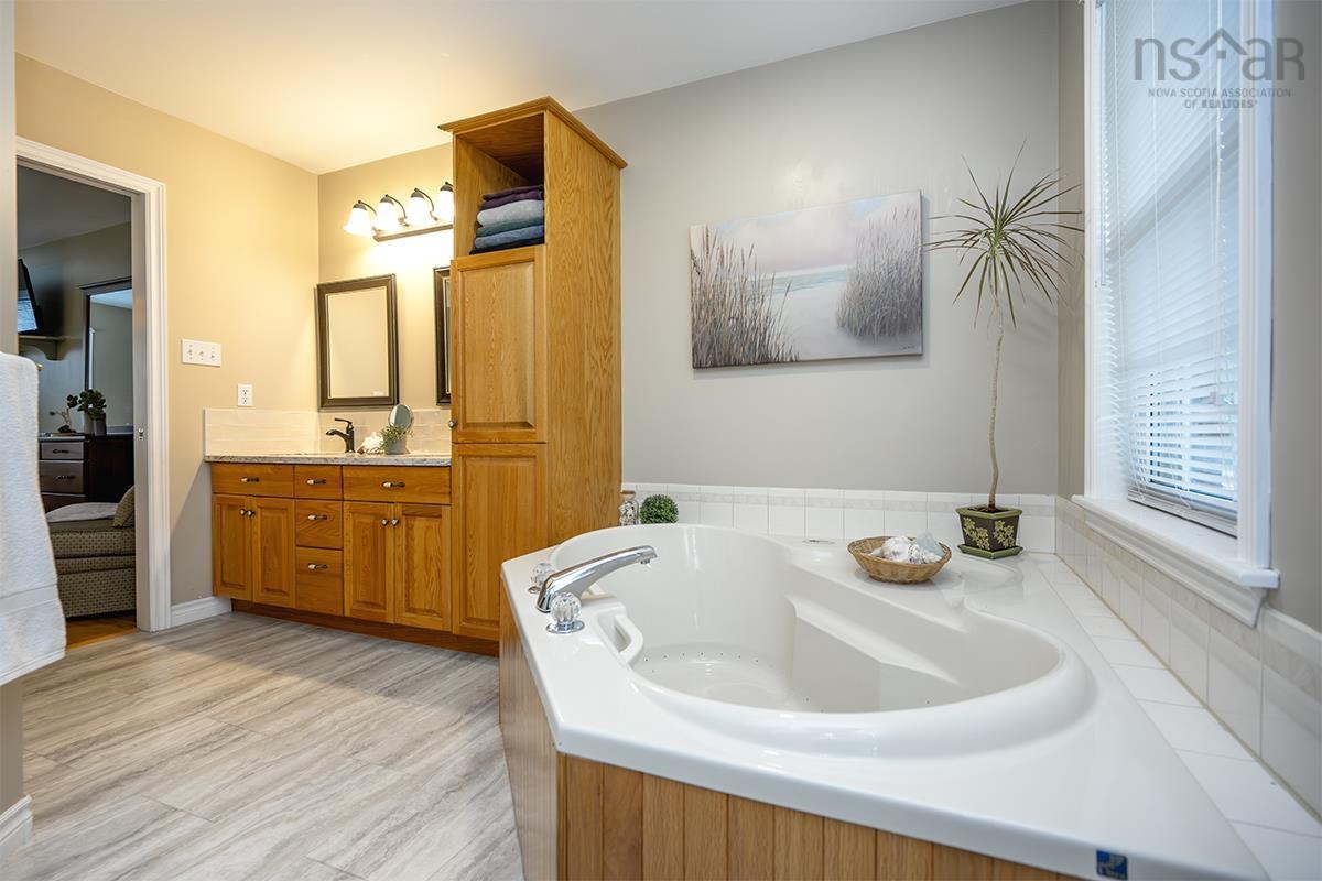 $719,900.00: 70 Mountain View Drive, Falmouth