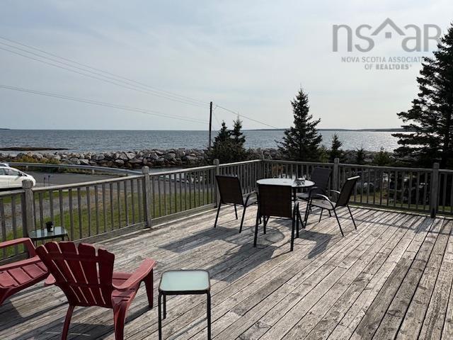 $695,000.00: 133 The Point Road, Blue Rocks