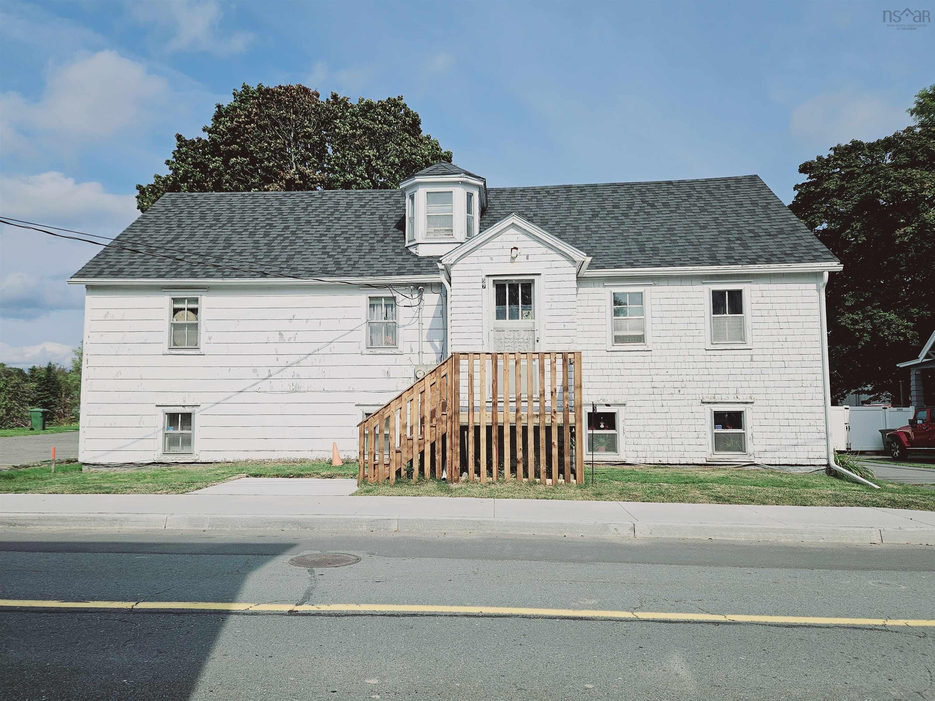 $399,900.00: 57 Tannery Road, Lunenburg