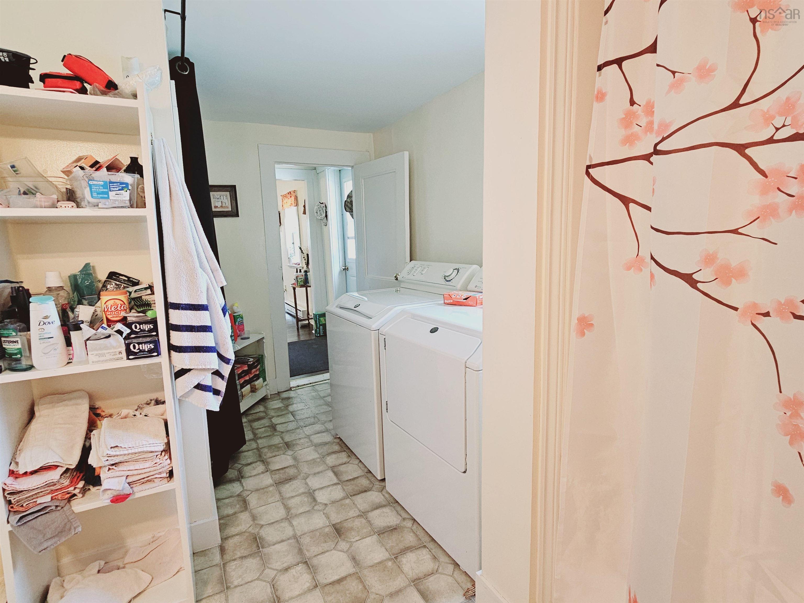 $399,900.00: 57 Tannery Road, Lunenburg